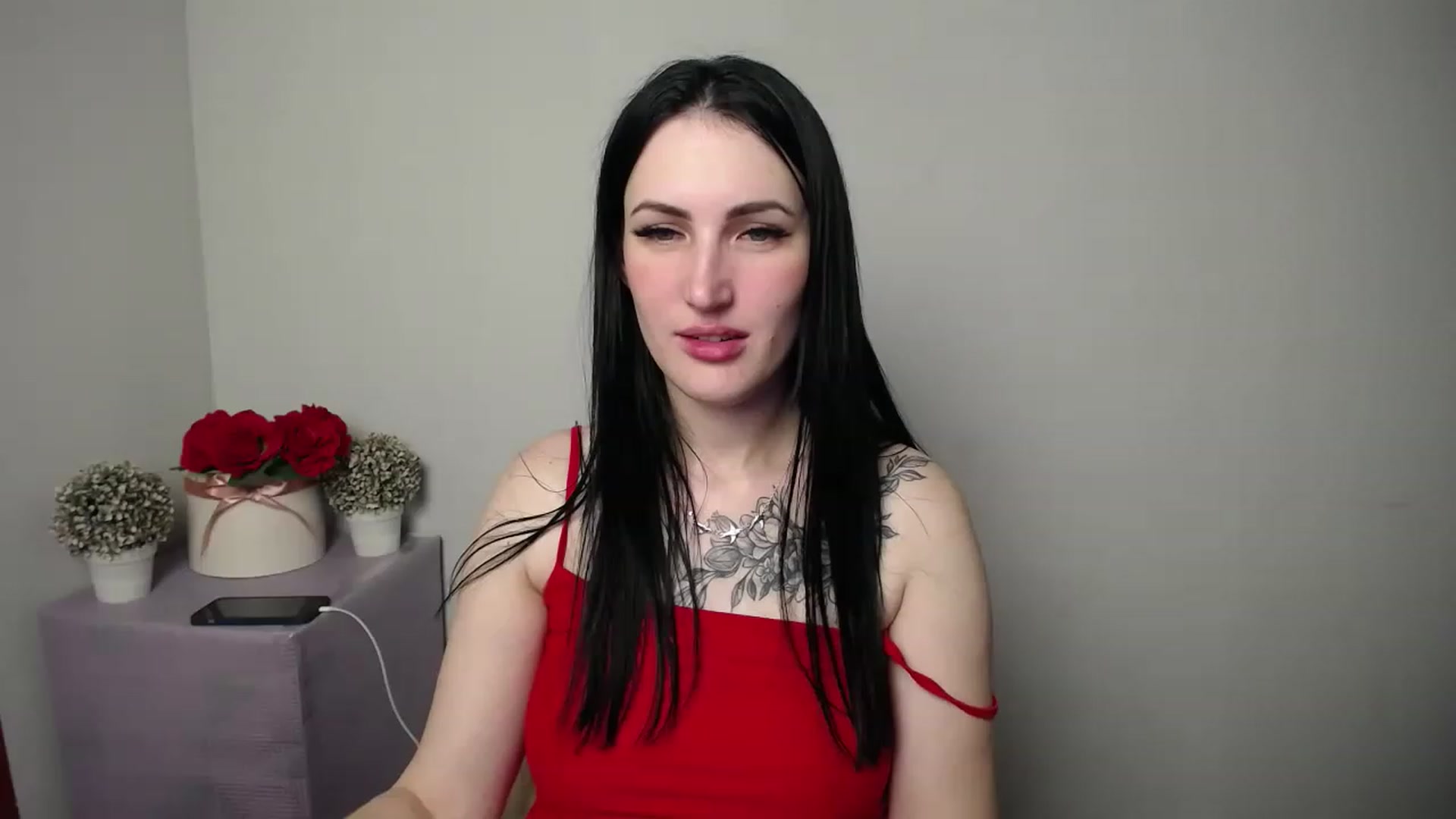 Gallery image thumbnail from MilenaXo_'s myfreecams stream on, 02/12/2023, 23:37 image 10 of 20