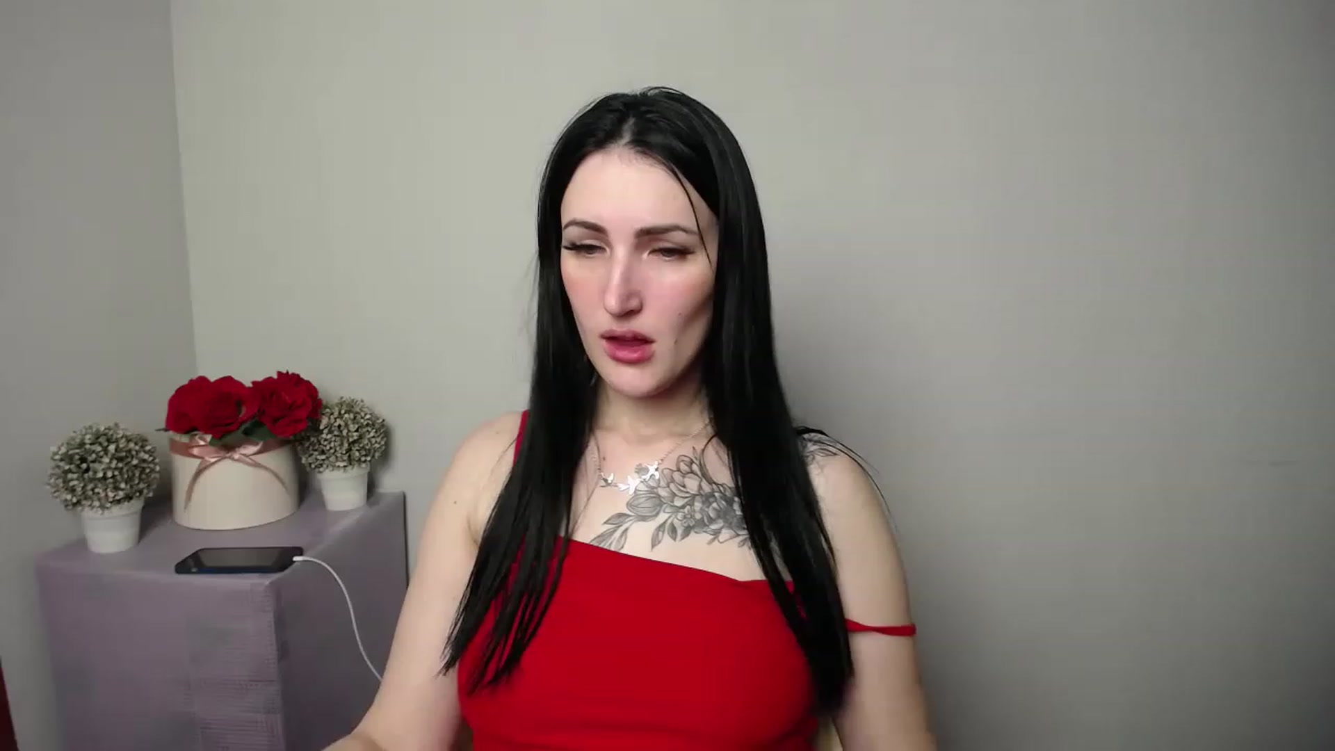 Gallery image thumbnail from MilenaXo_'s myfreecams stream on, 02/12/2023, 23:37 image 1 of 20