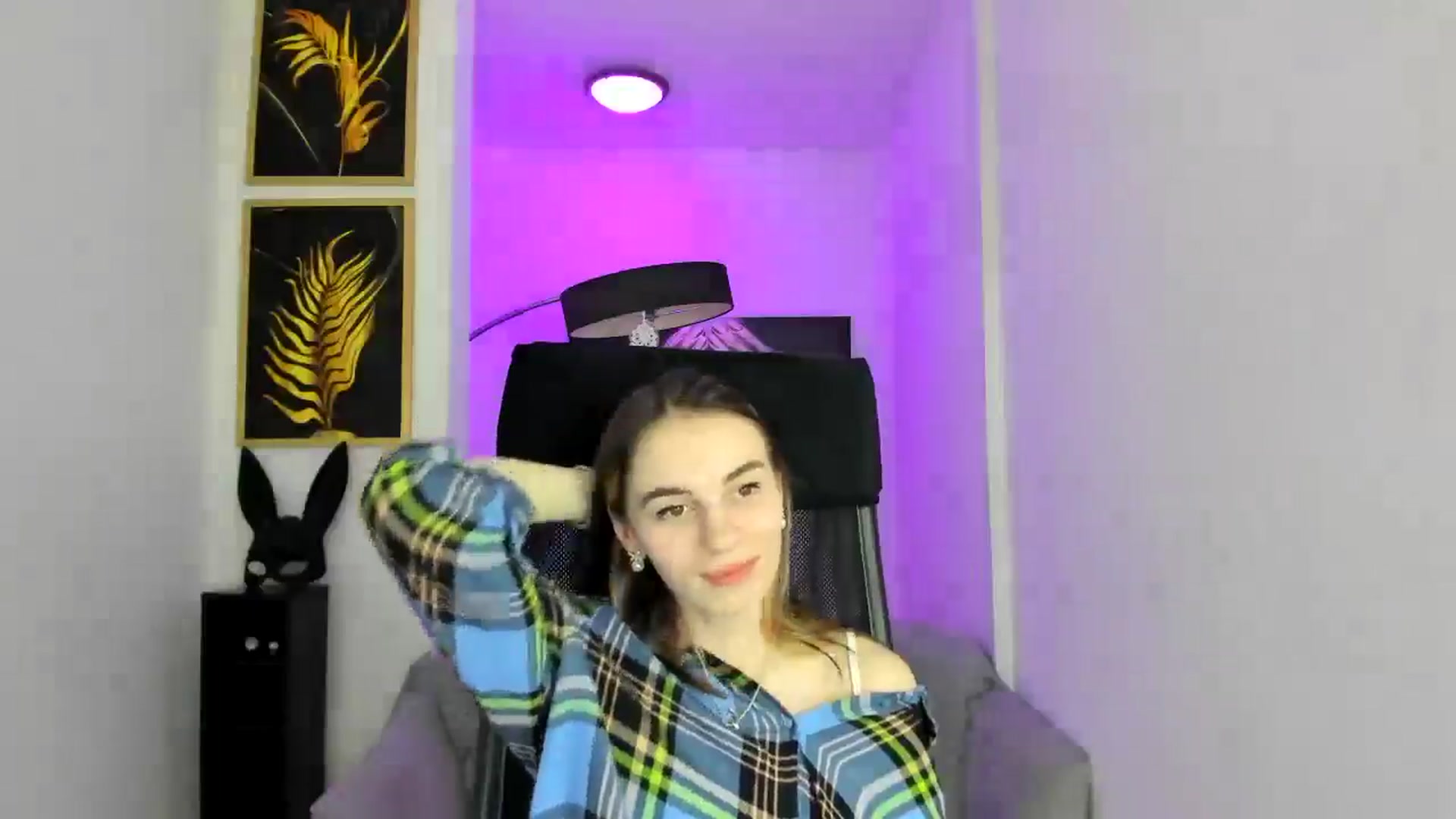 Gallery image thumbnail from MileyBee's myfreecams stream on, 12/26/2024, 16:28 image 15 of 20