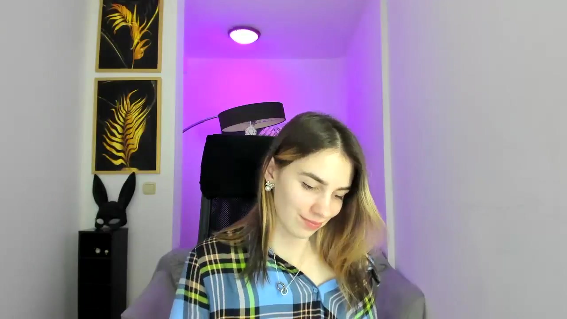 Gallery image thumbnail from MileyBee's myfreecams stream on, 12/26/2024, 16:28 image 12 of 20