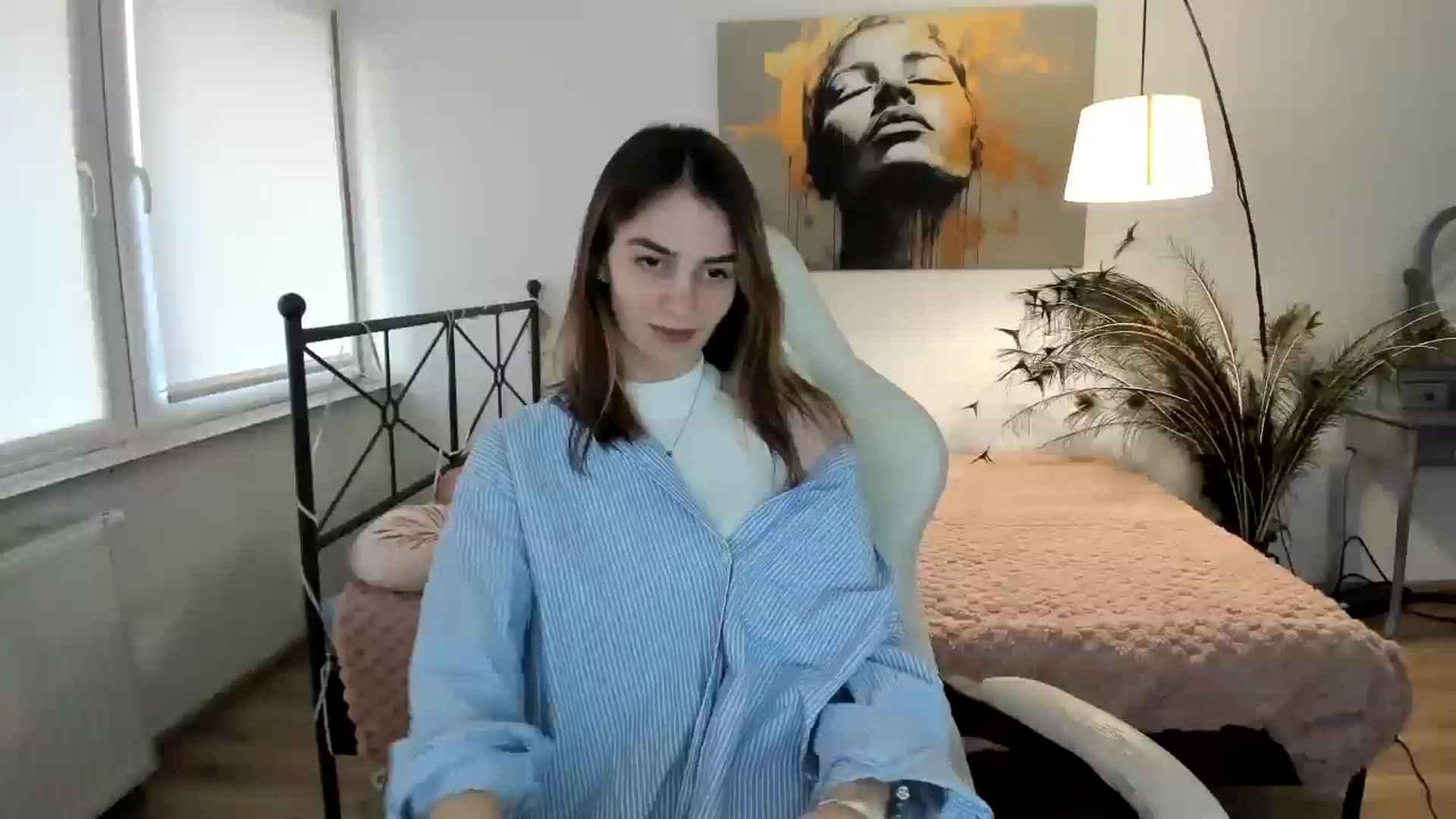 Gallery image thumbnail from MileyBee's myfreecams stream on, 12/30/2024, 14:26 image 19 of 20