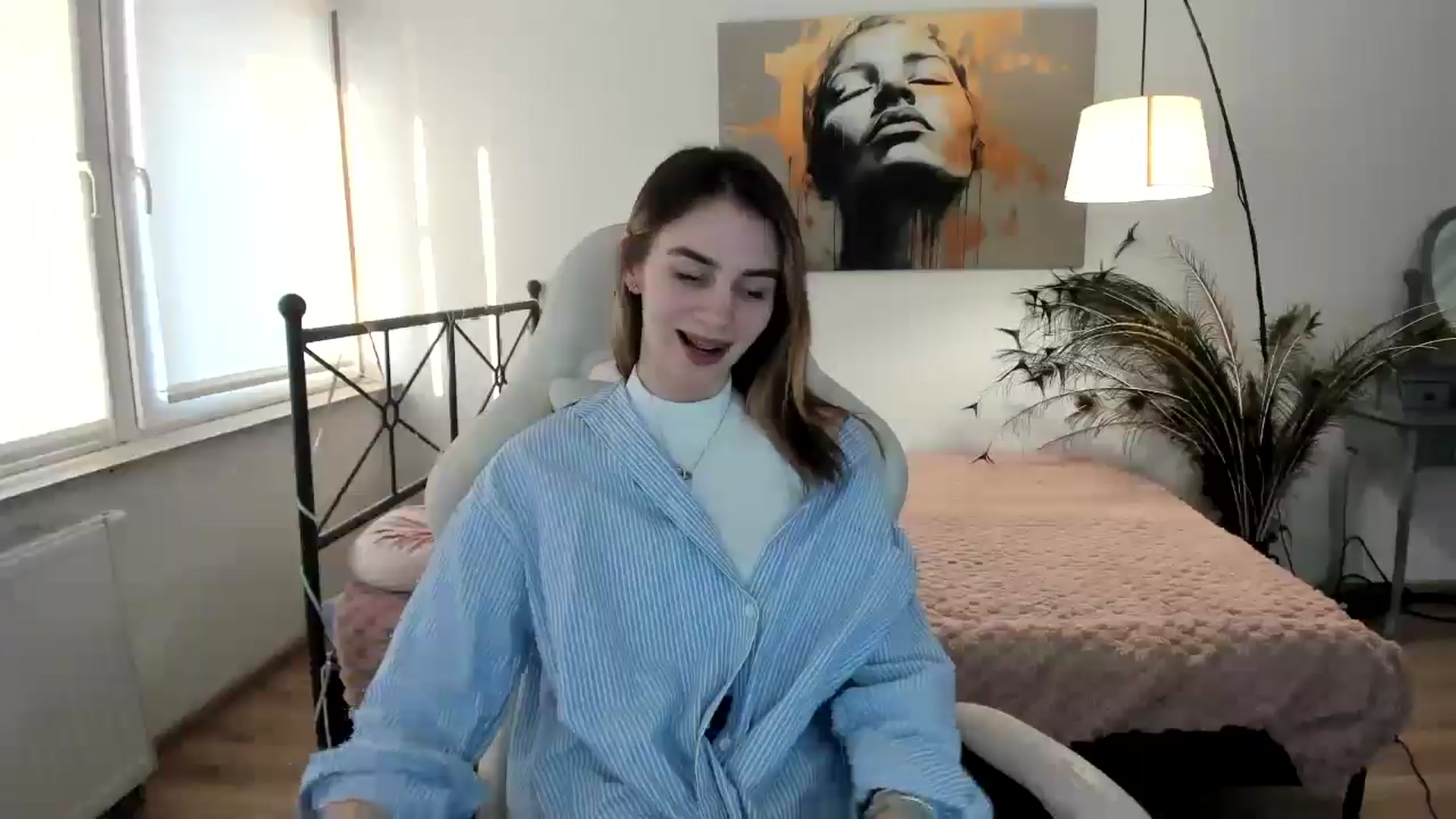 Gallery image thumbnail from MileyBee's myfreecams stream on, 12/30/2024, 14:26 image 10 of 20