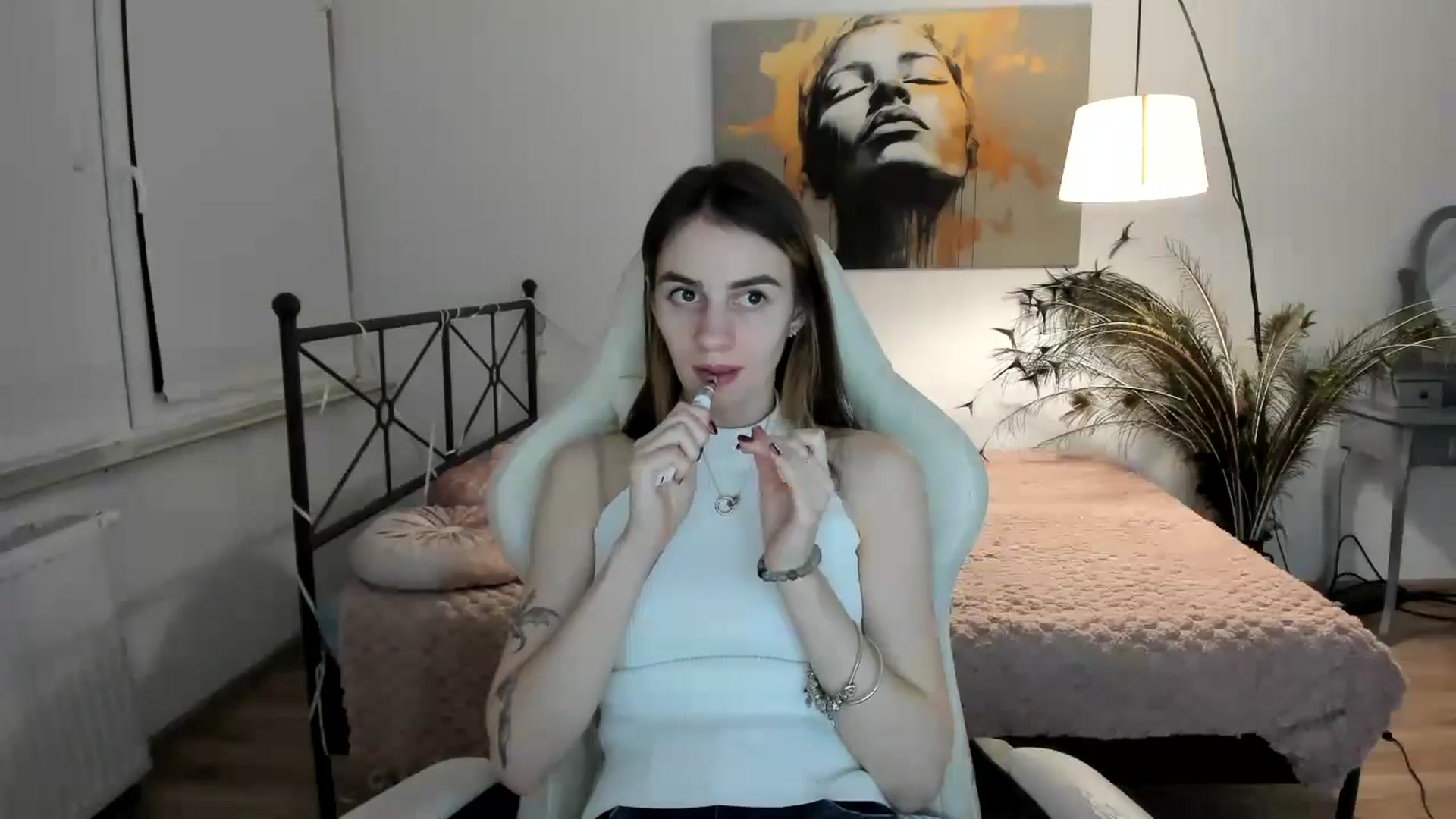 Gallery image thumbnail from MileyBee's myfreecams stream on, 12/30/2024, 16:08 image 5 of 20