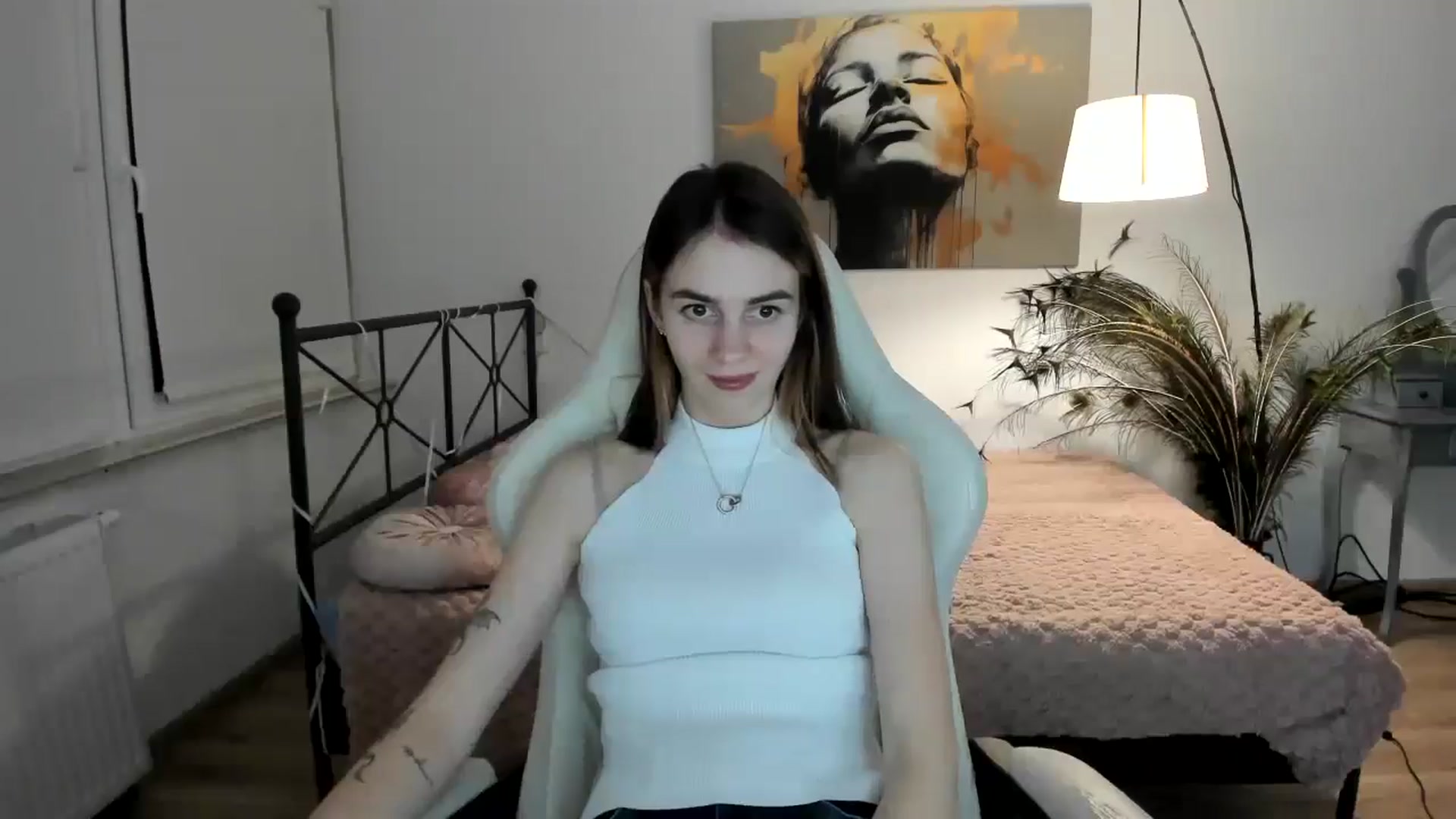 Gallery image thumbnail from MileyBee's myfreecams stream on, 12/30/2024, 16:08 image 14 of 20