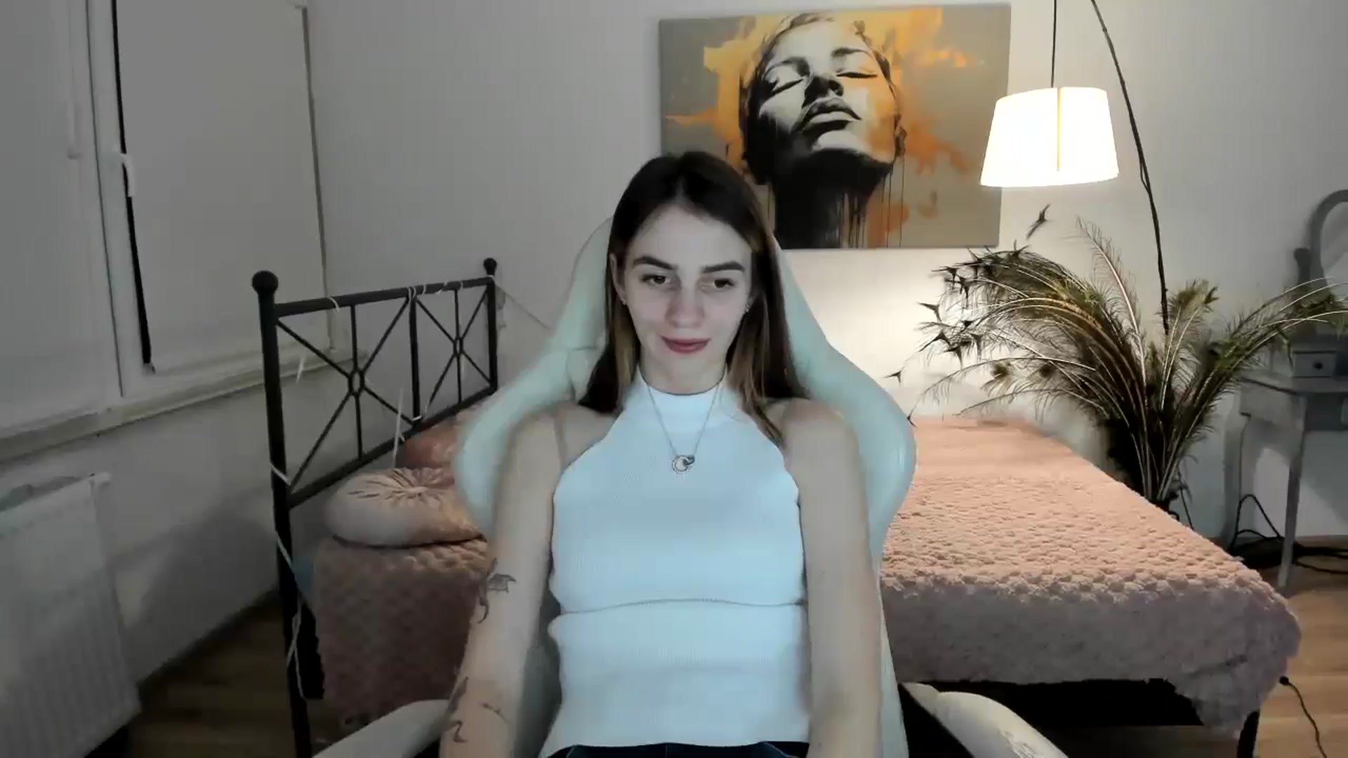 Gallery image thumbnail from MileyBee's myfreecams stream on, 12/30/2024, 16:08 image 13 of 20
