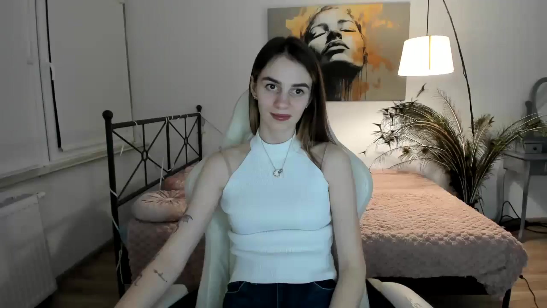 Gallery image thumbnail from MileyBee's myfreecams stream on, 12/30/2024, 16:08 image 19 of 20