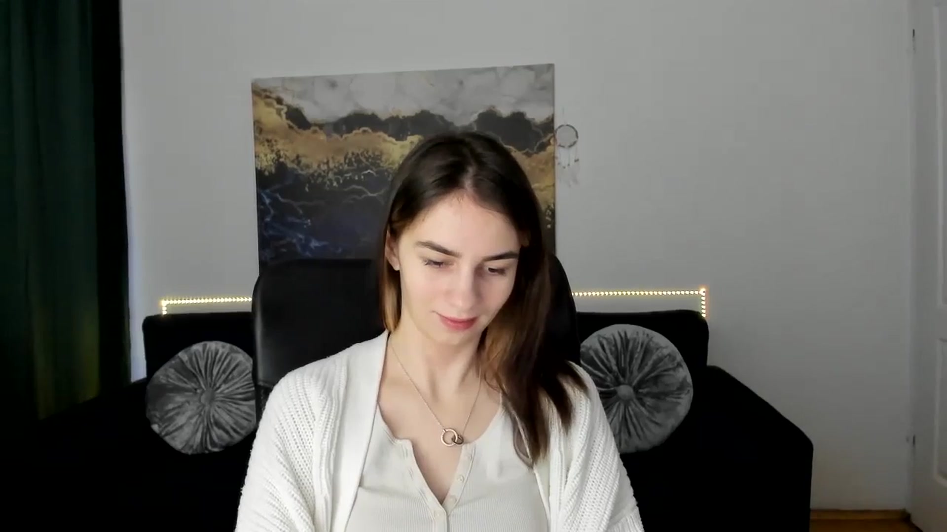 Gallery image thumbnail from MileyBee's myfreecams stream on, 01/07/2025, 14:52 image 9 of 20