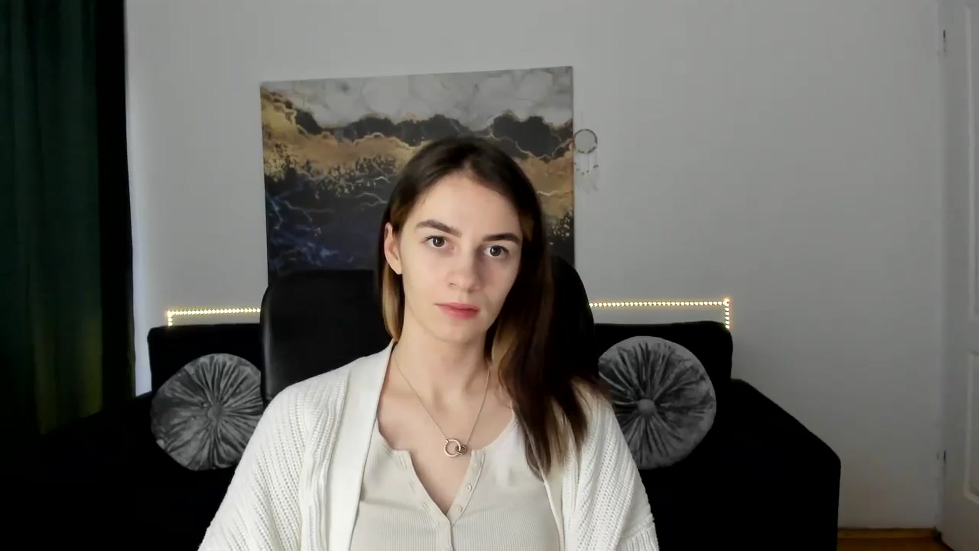 Gallery image thumbnail from MileyBee's myfreecams stream on, 01/07/2025, 14:52 image 3 of 20