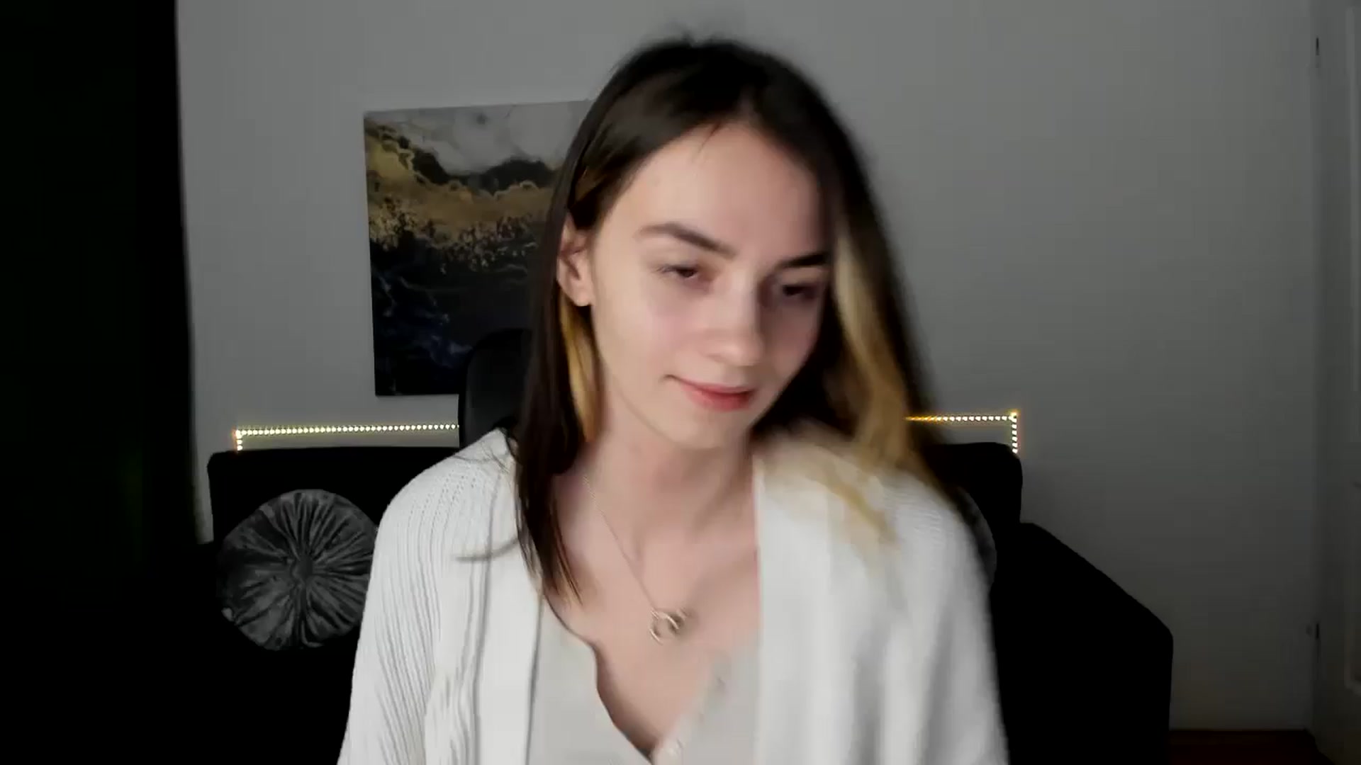 Gallery image thumbnail from MileyBee's myfreecams stream on, 01/07/2025, 16:47 image 5 of 20