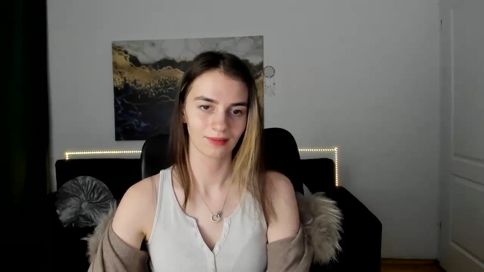 Gallery image thumbnail from MileyBee's myfreecams stream on, 01/12/2025, 15:34 image 5 of 20