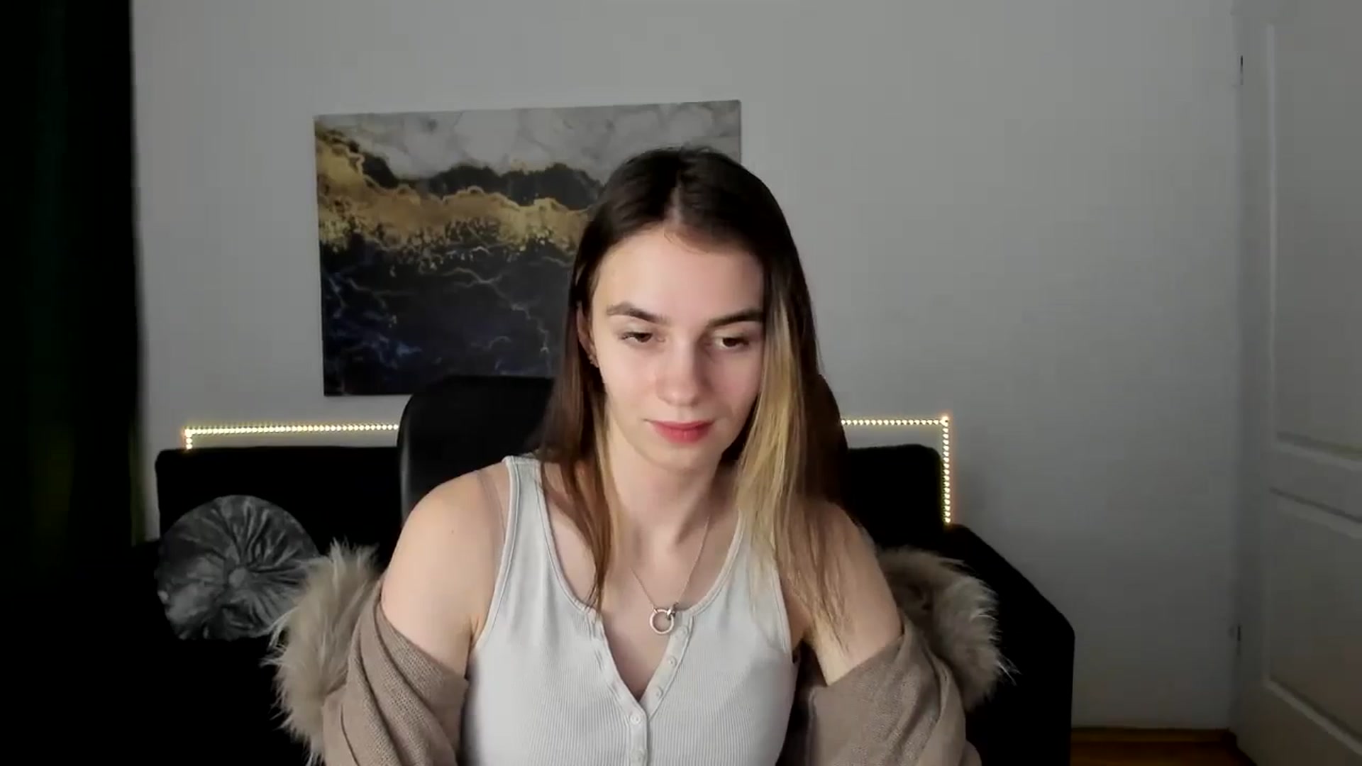 Gallery image thumbnail from MileyBee's myfreecams stream on, 01/12/2025, 15:34 image 7 of 20