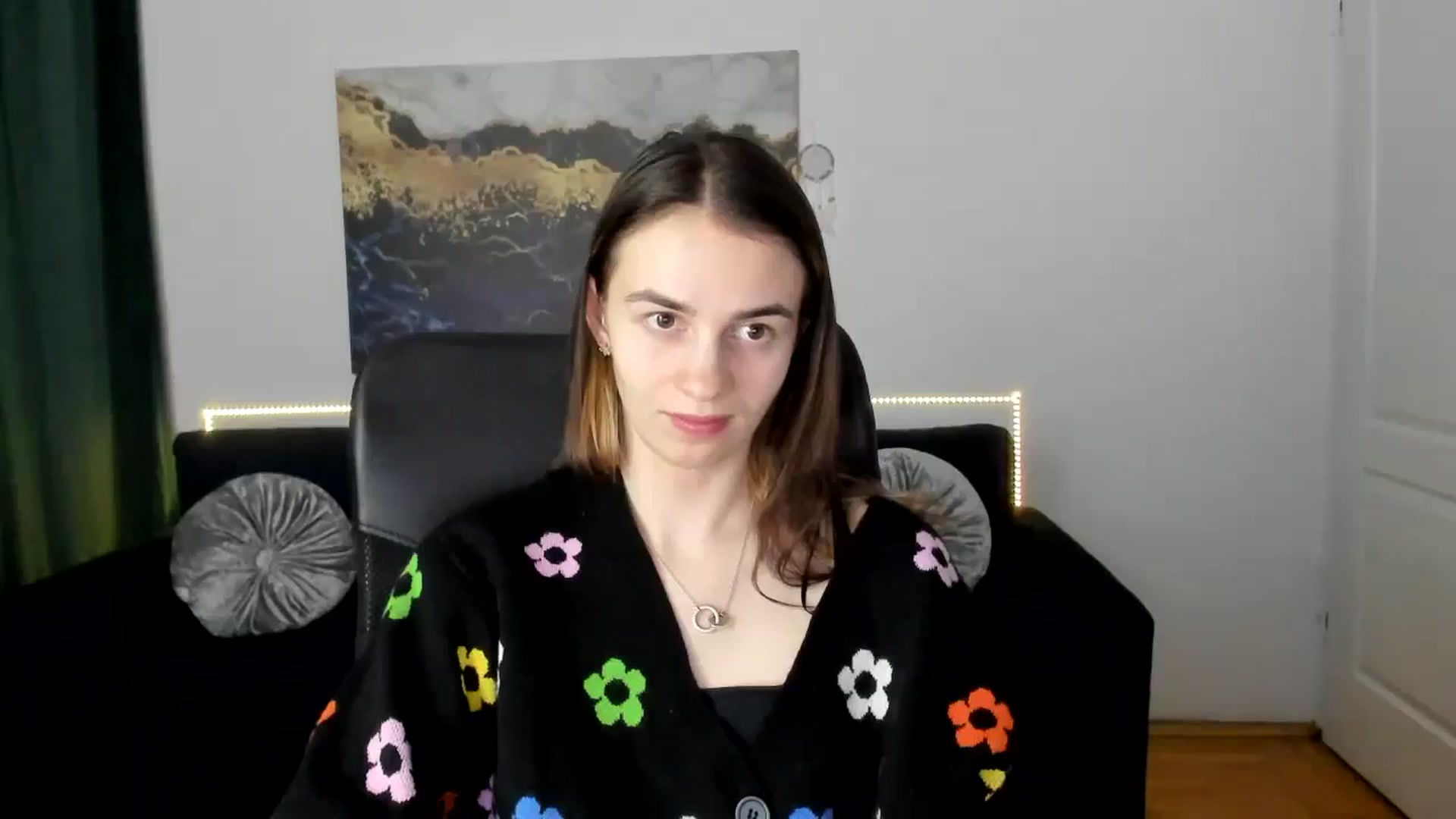 Gallery image thumbnail from MileyBee's myfreecams stream on, 01/14/2025, 18:38 image 9 of 20