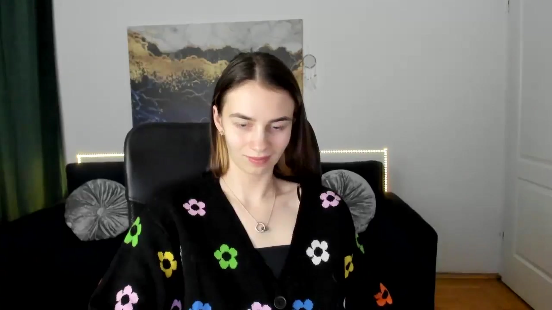 Gallery image thumbnail from MileyBee's myfreecams stream on, 01/14/2025, 18:38 image 2 of 20