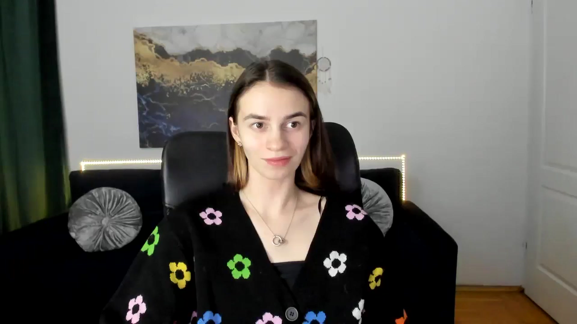 Gallery image thumbnail from MileyBee's myfreecams stream on, 01/14/2025, 18:38 image 4 of 20