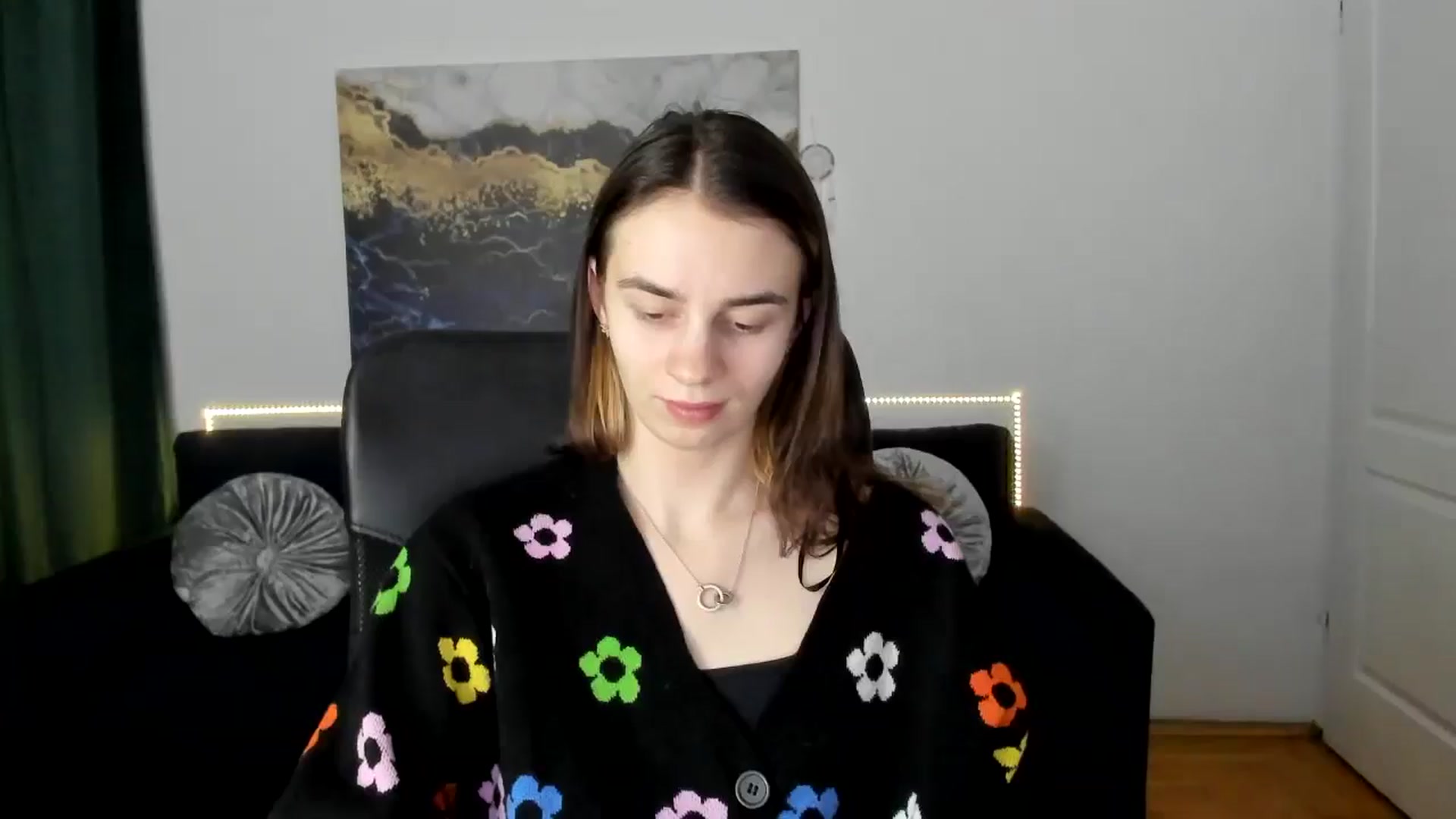 Gallery image thumbnail from MileyBee's myfreecams stream on, 01/14/2025, 18:38 image 7 of 20