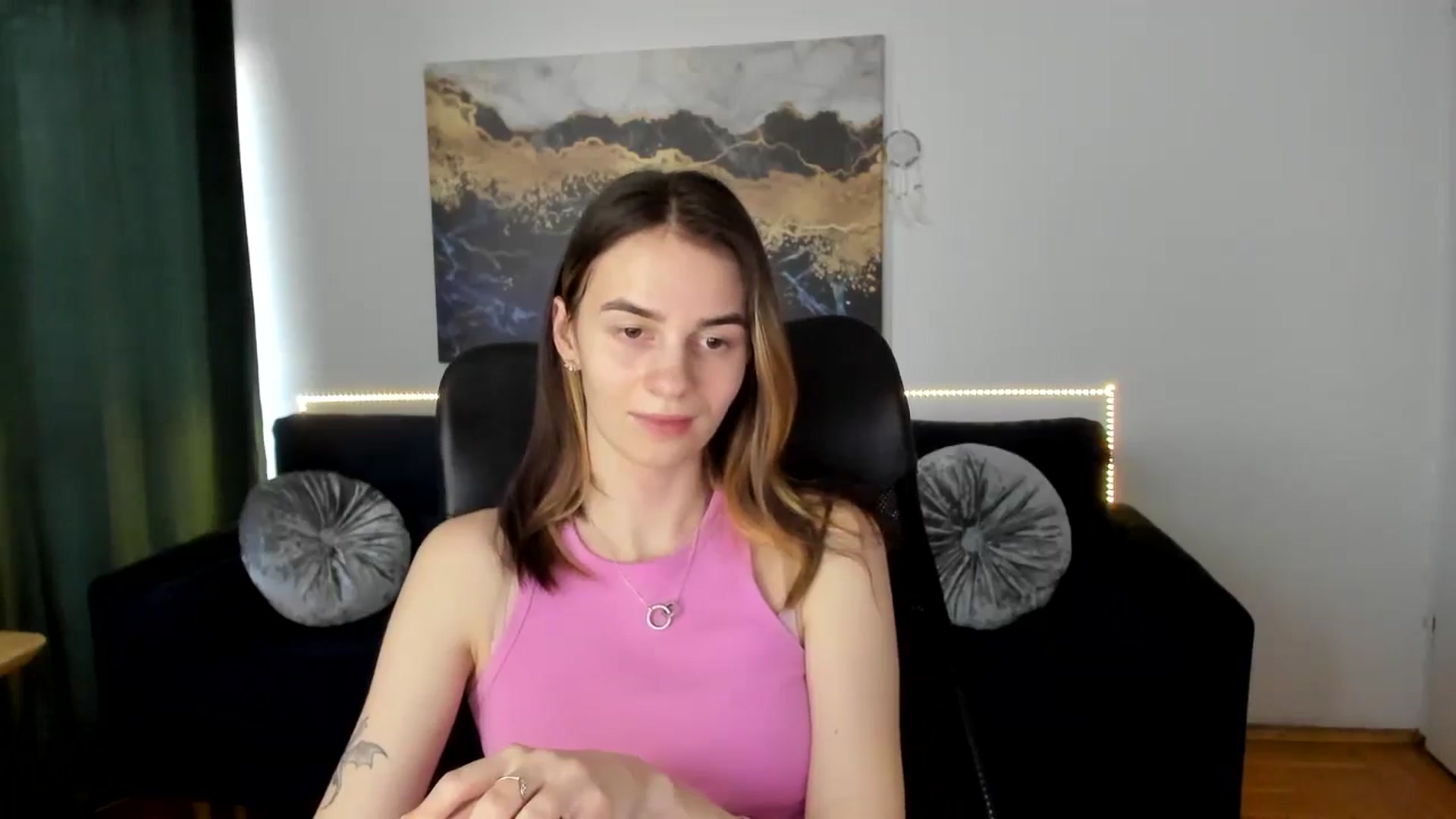 Gallery image thumbnail from MileyBee's myfreecams stream on, 01/18/2025, 16:35 image 6 of 20
