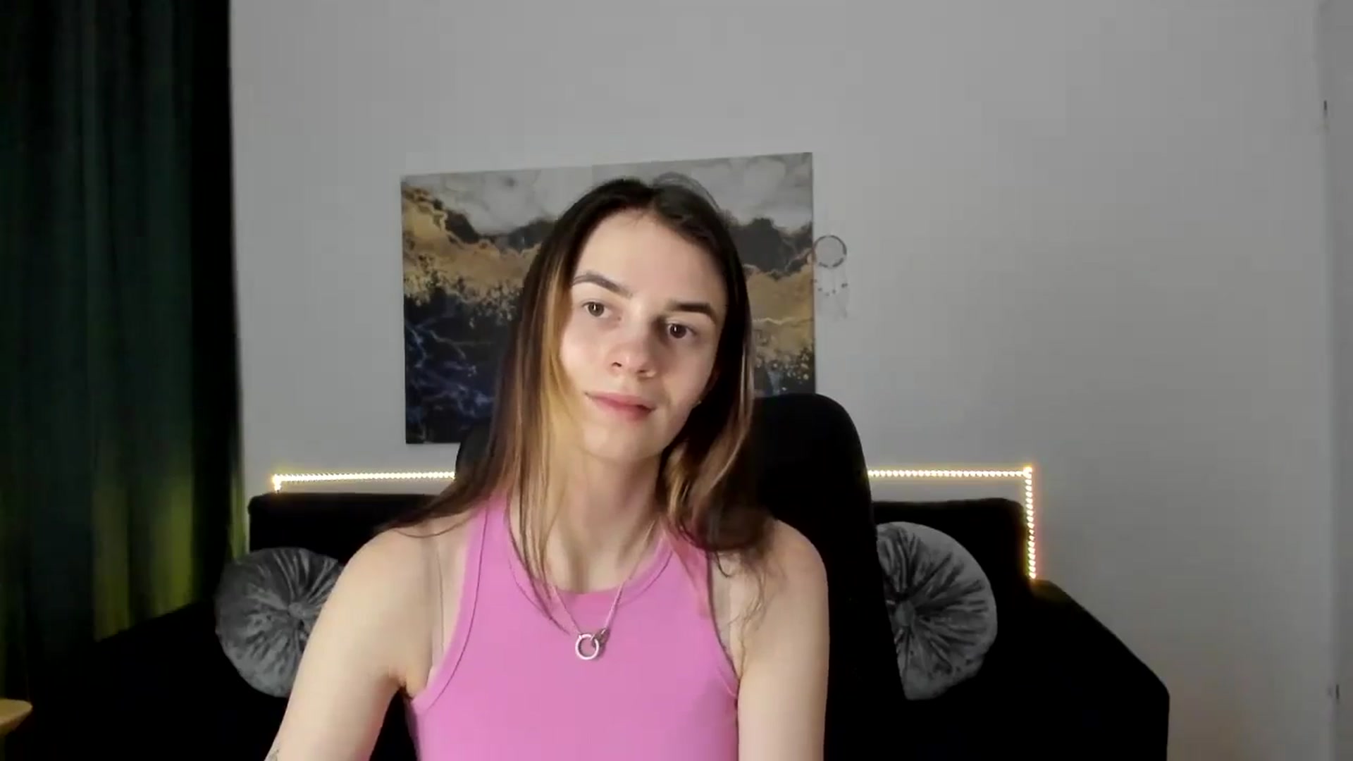 Gallery image thumbnail from MileyBee's myfreecams stream on, 01/18/2025, 16:35 image 17 of 20