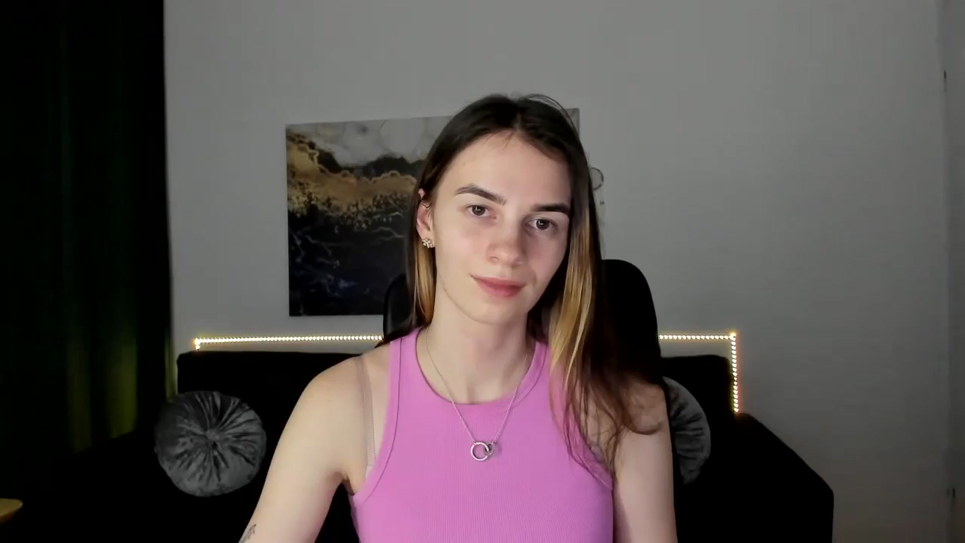 Gallery image thumbnail from MileyBee's myfreecams stream on, 01/18/2025, 16:35 image 20 of 20