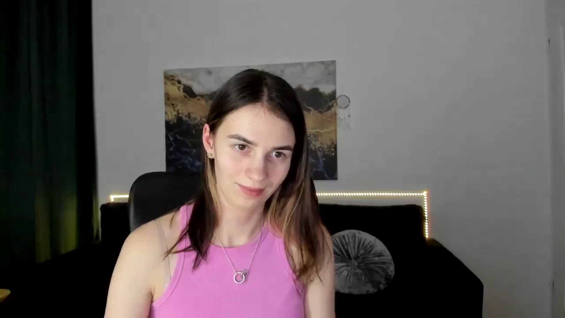 Gallery image thumbnail from MileyBee's myfreecams stream on, 01/18/2025, 19:22 image 8 of 20