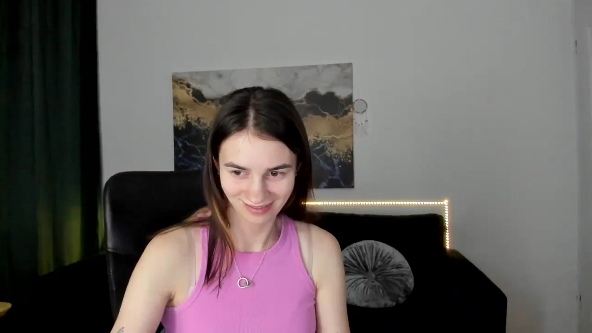 Gallery image thumbnail from MileyBee's myfreecams stream on, 01/18/2025, 19:22 image 11 of 20