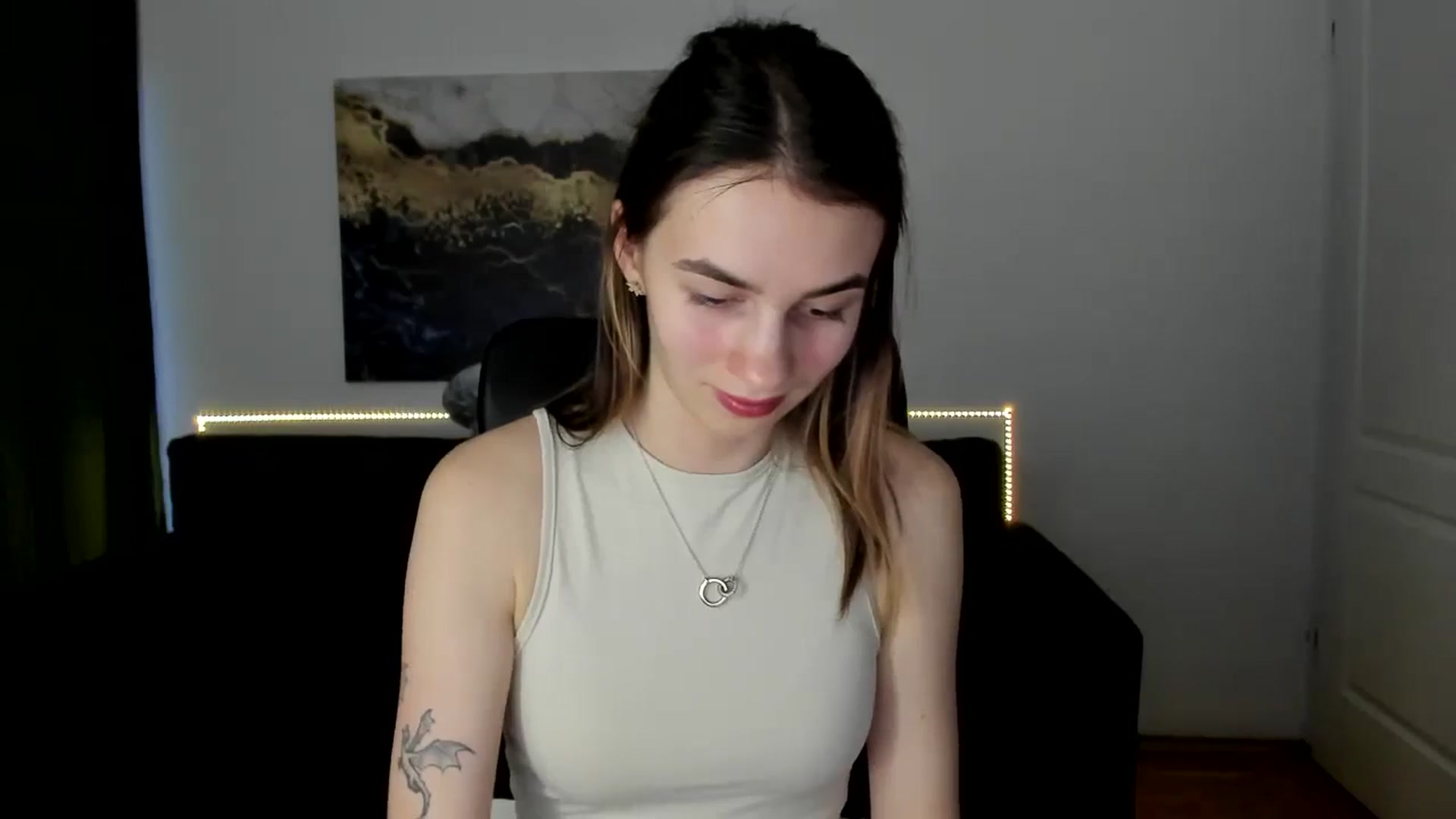 Gallery image thumbnail from MileyBee's myfreecams stream on, 01/20/2025, 15:28 image 19 of 20