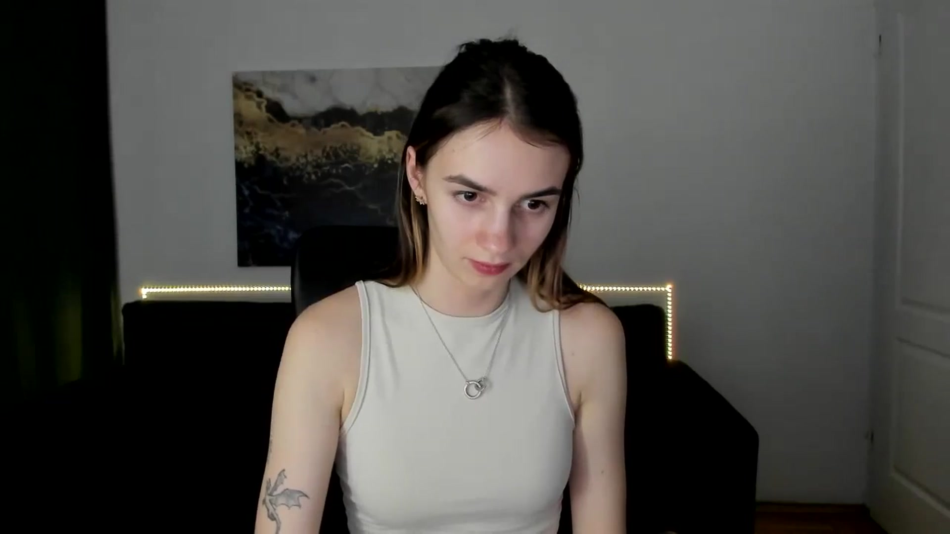 Gallery image thumbnail from MileyBee's myfreecams stream on, 01/20/2025, 17:42 image 16 of 20