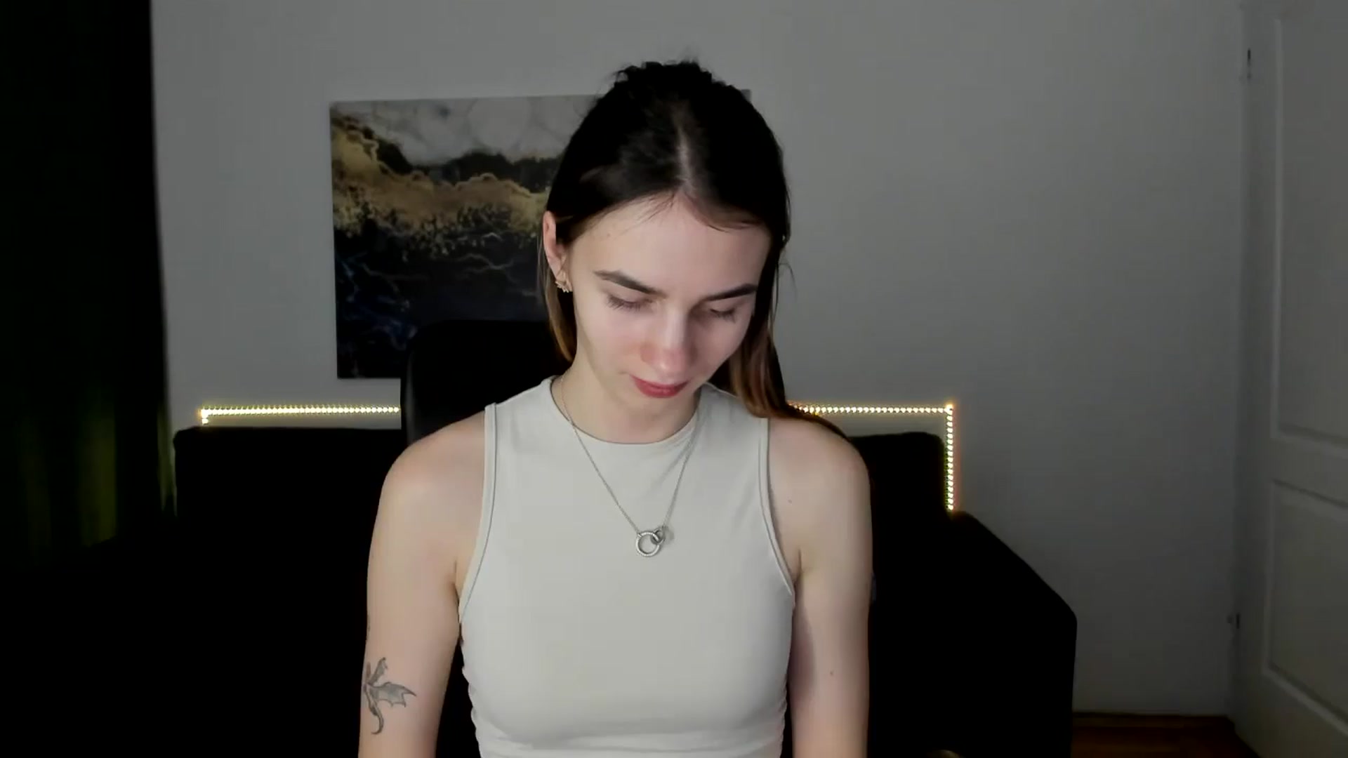 Gallery image thumbnail from MileyBee's myfreecams stream on, 01/20/2025, 17:42 image 14 of 20