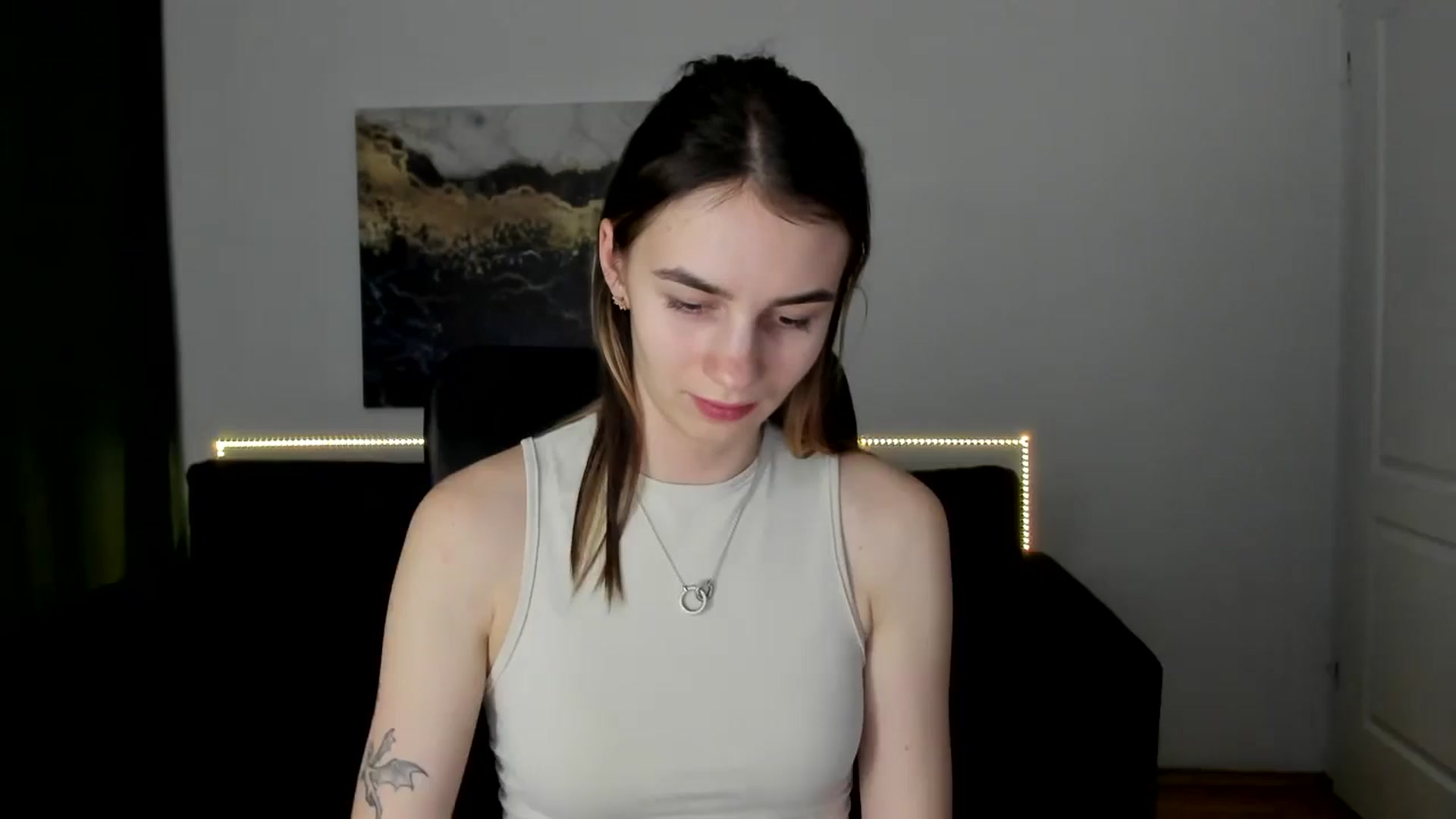 Gallery image thumbnail from MileyBee's myfreecams stream on, 01/20/2025, 17:42 image 19 of 20