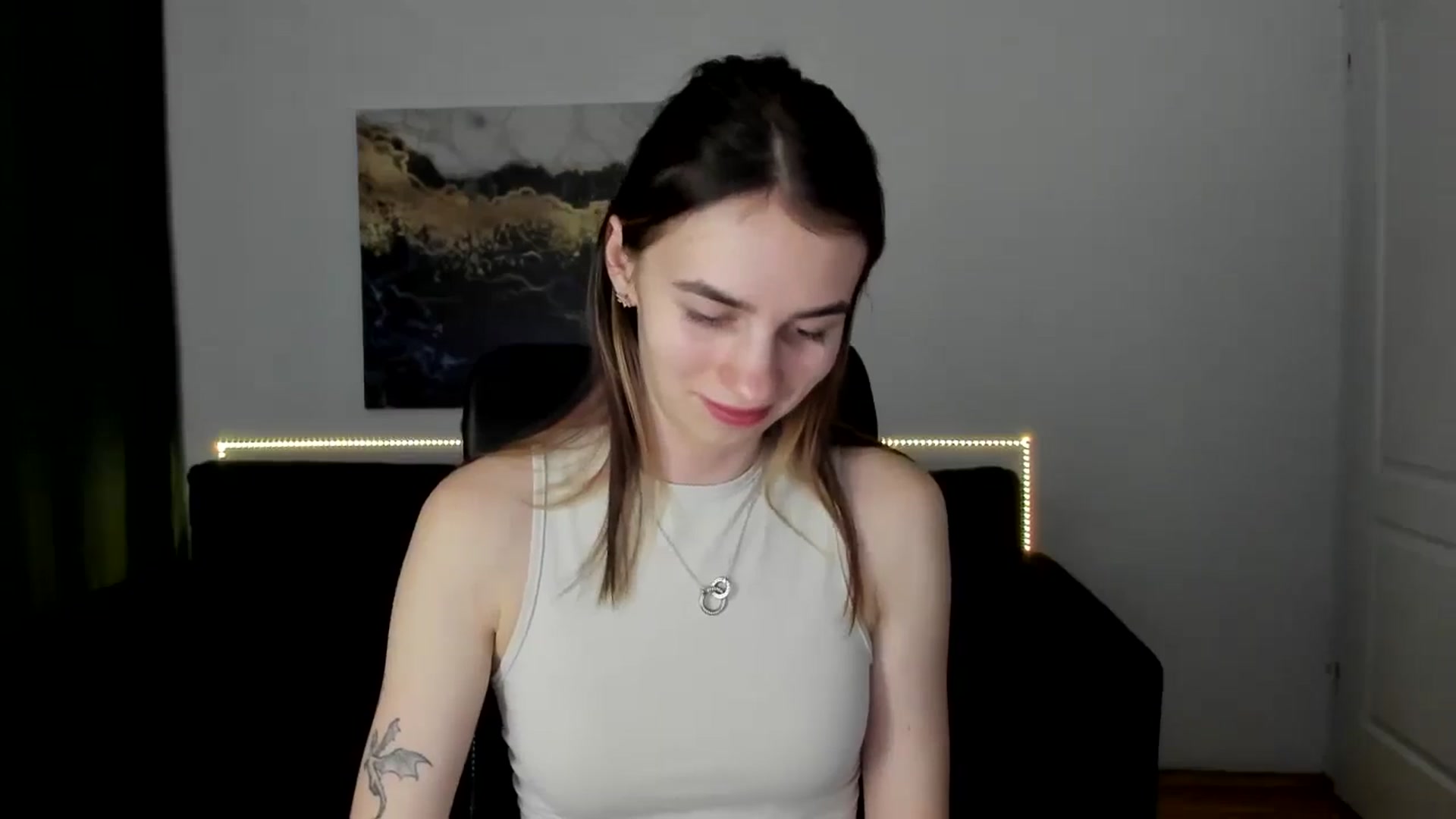 Gallery image thumbnail from MileyBee's myfreecams stream on, 01/20/2025, 17:42 image 13 of 20