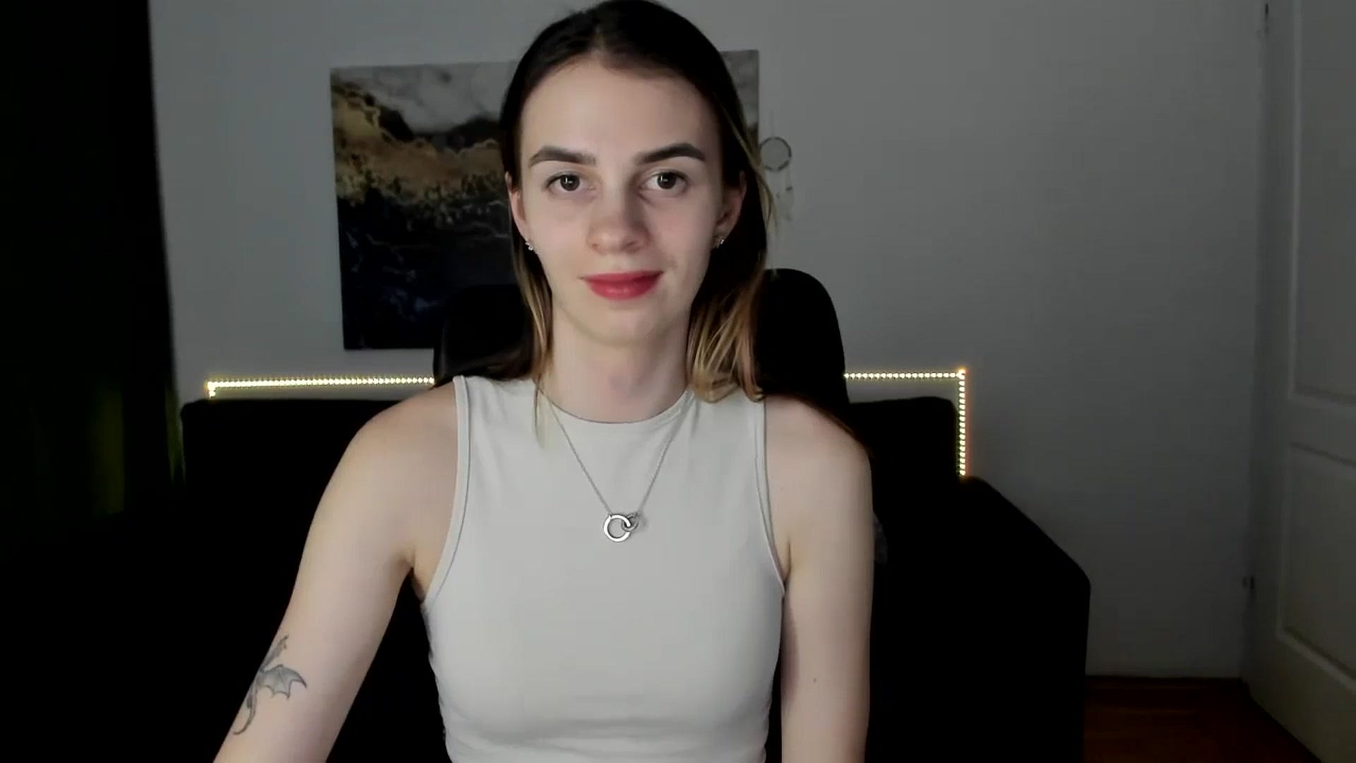 Gallery image thumbnail from MileyBee's myfreecams stream on, 01/20/2025, 19:45 image 6 of 20