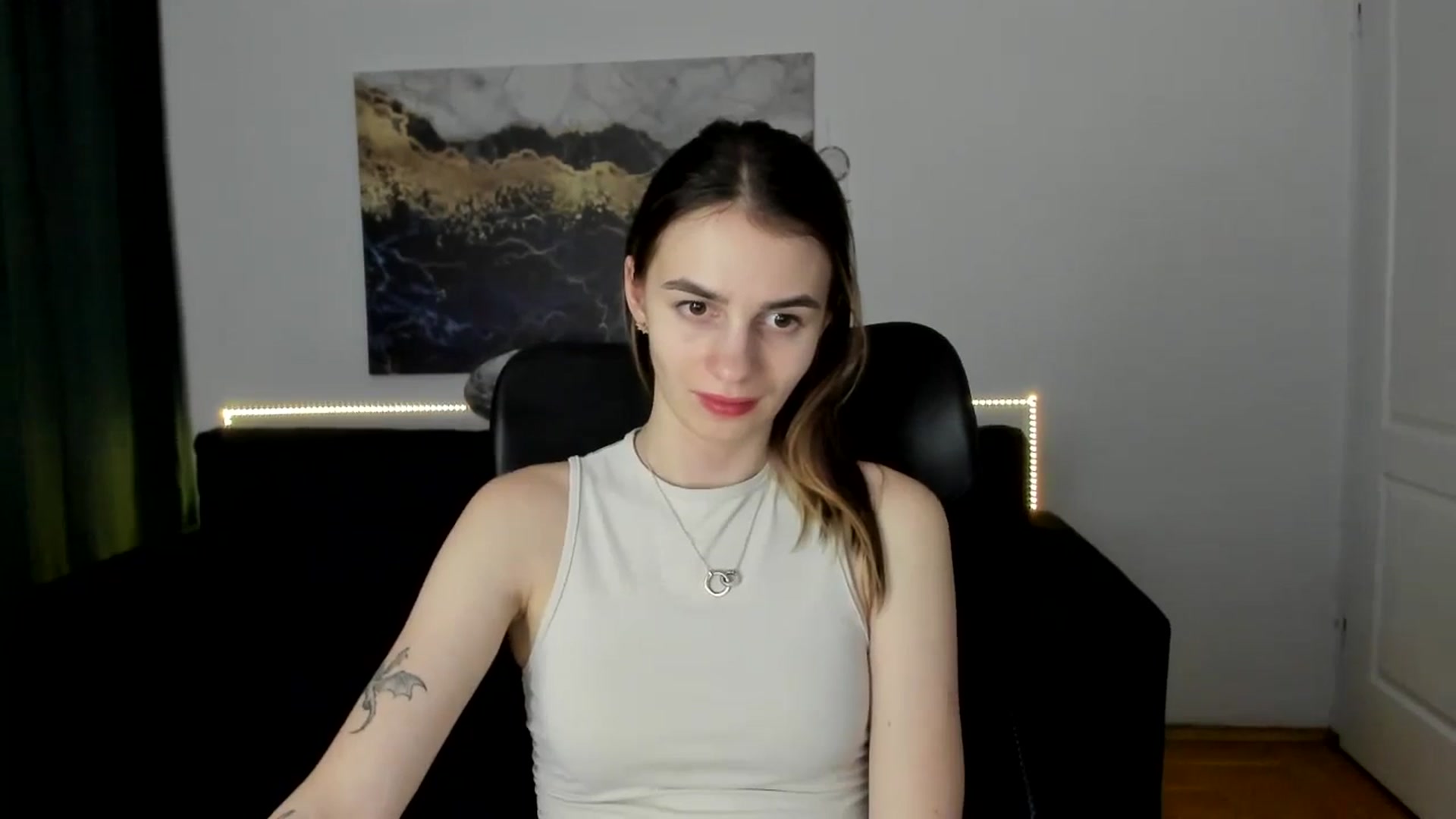 Gallery image thumbnail from MileyBee's myfreecams stream on, 01/20/2025, 19:45 image 12 of 20