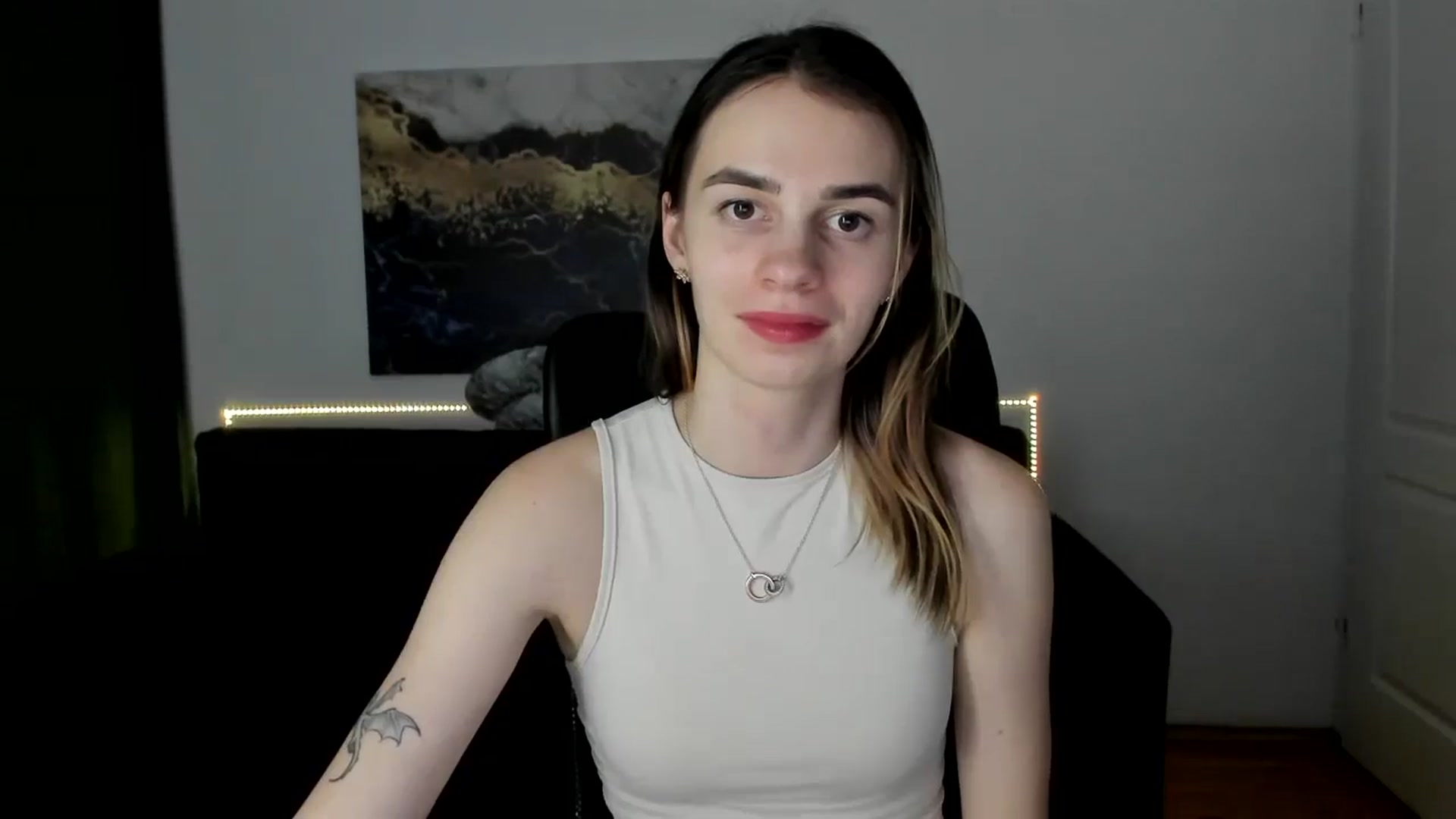 Gallery image thumbnail from MileyBee's myfreecams stream on, 01/20/2025, 19:45 image 15 of 20