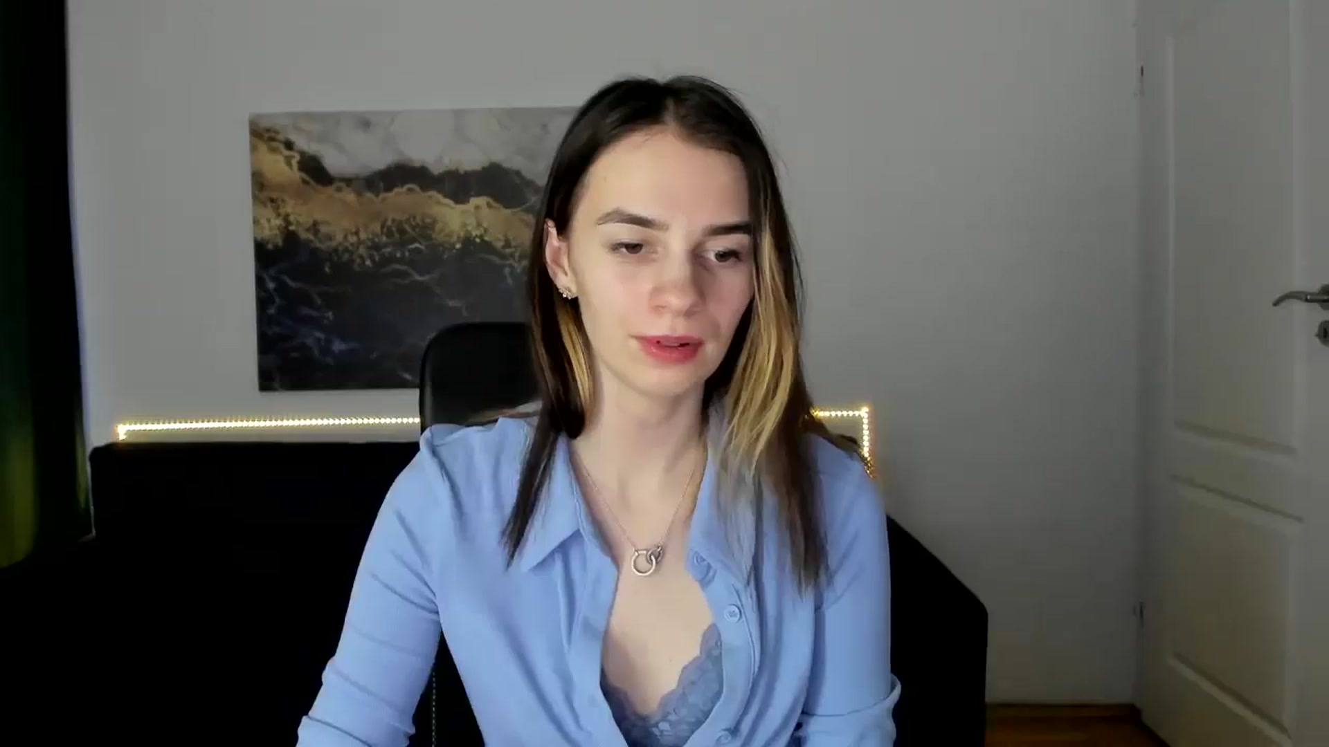 Gallery image thumbnail from MileyBee's myfreecams stream on, 01/21/2025, 15:31 image 16 of 20