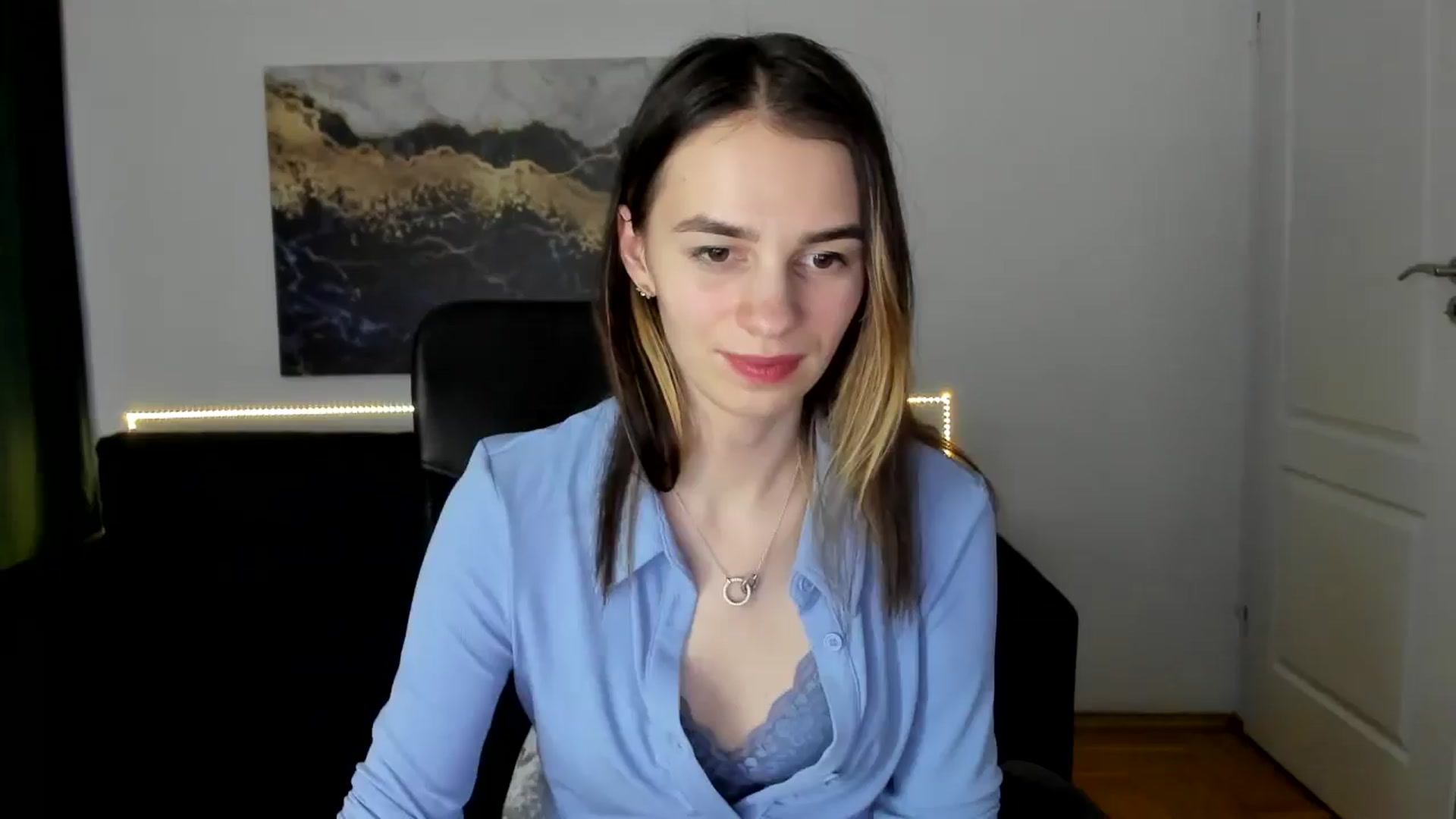 Gallery image thumbnail from MileyBee's myfreecams stream on, 01/21/2025, 15:31 image 20 of 20