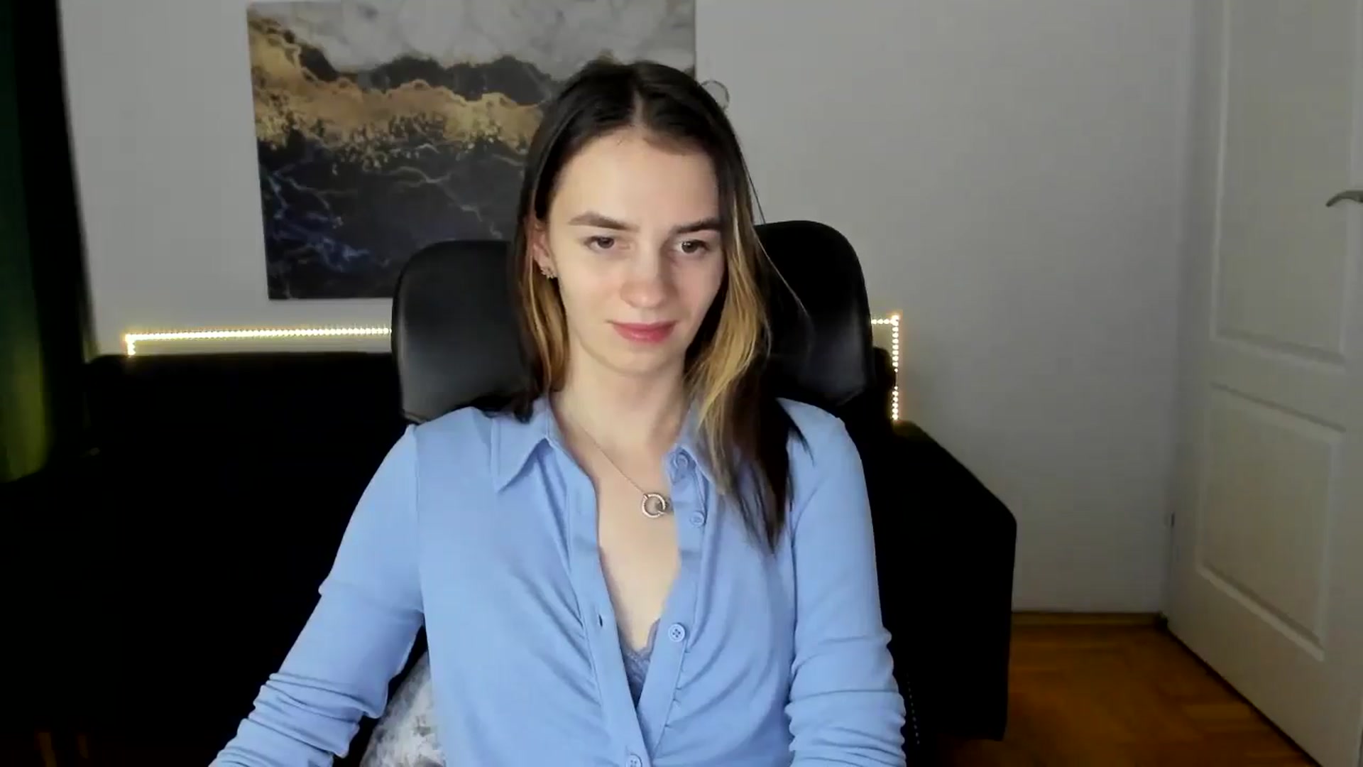 Gallery image thumbnail from MileyBee's myfreecams stream on, 01/21/2025, 18:08 image 6 of 20