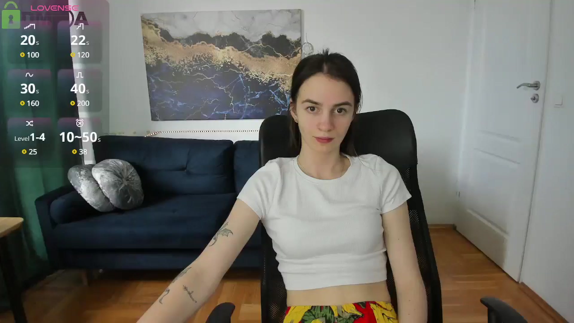 Gallery image thumbnail from MileyBee's myfreecams stream on, 04/21/2025, 13:35 image 3 of 20