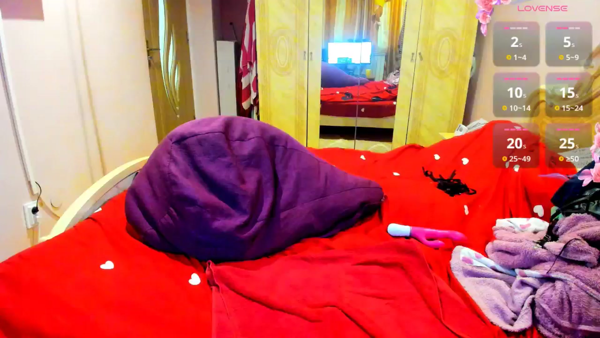 Gallery image thumbnail from MilfDomina69's myfreecams stream on, 01/01/2025, 14:38 image 13 of 20