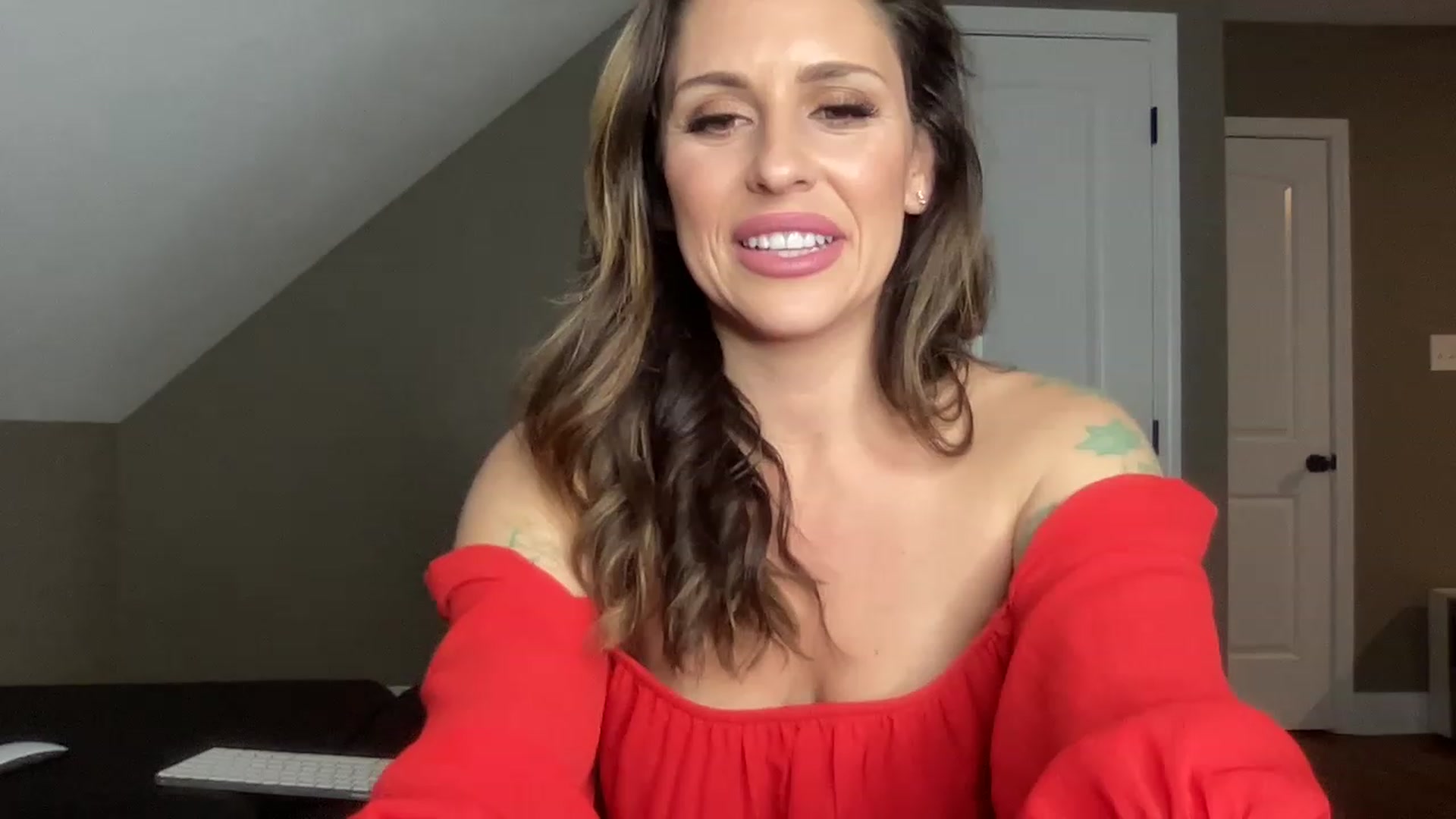 Gallery image thumbnail from MilfParadise's myfreecams stream on, 11/20/2022, 05:04 image 18 of 20