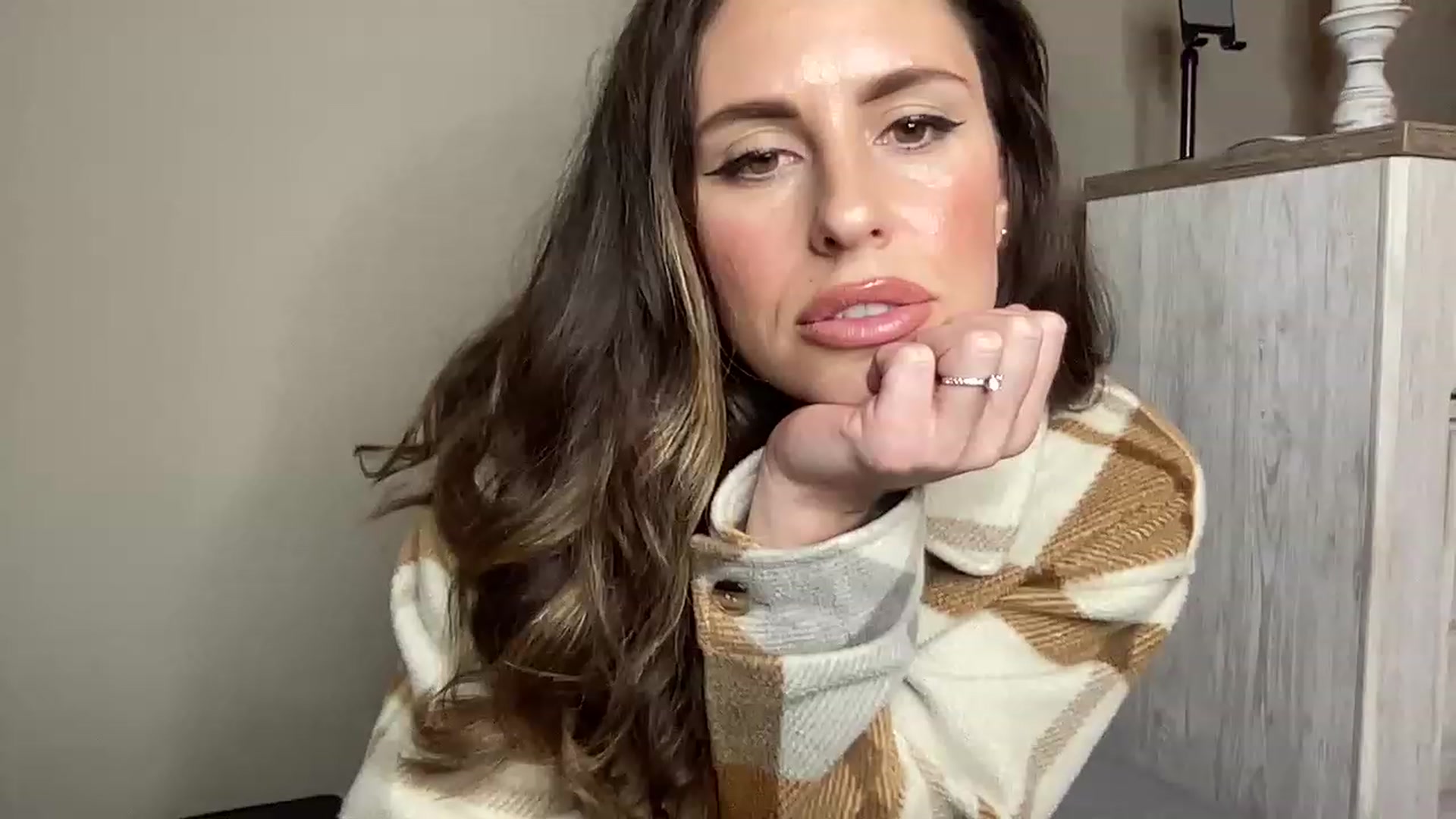 Gallery image thumbnail from MilfParadise's myfreecams stream on, 03/16/2023, 19:29 image 7 of 20
