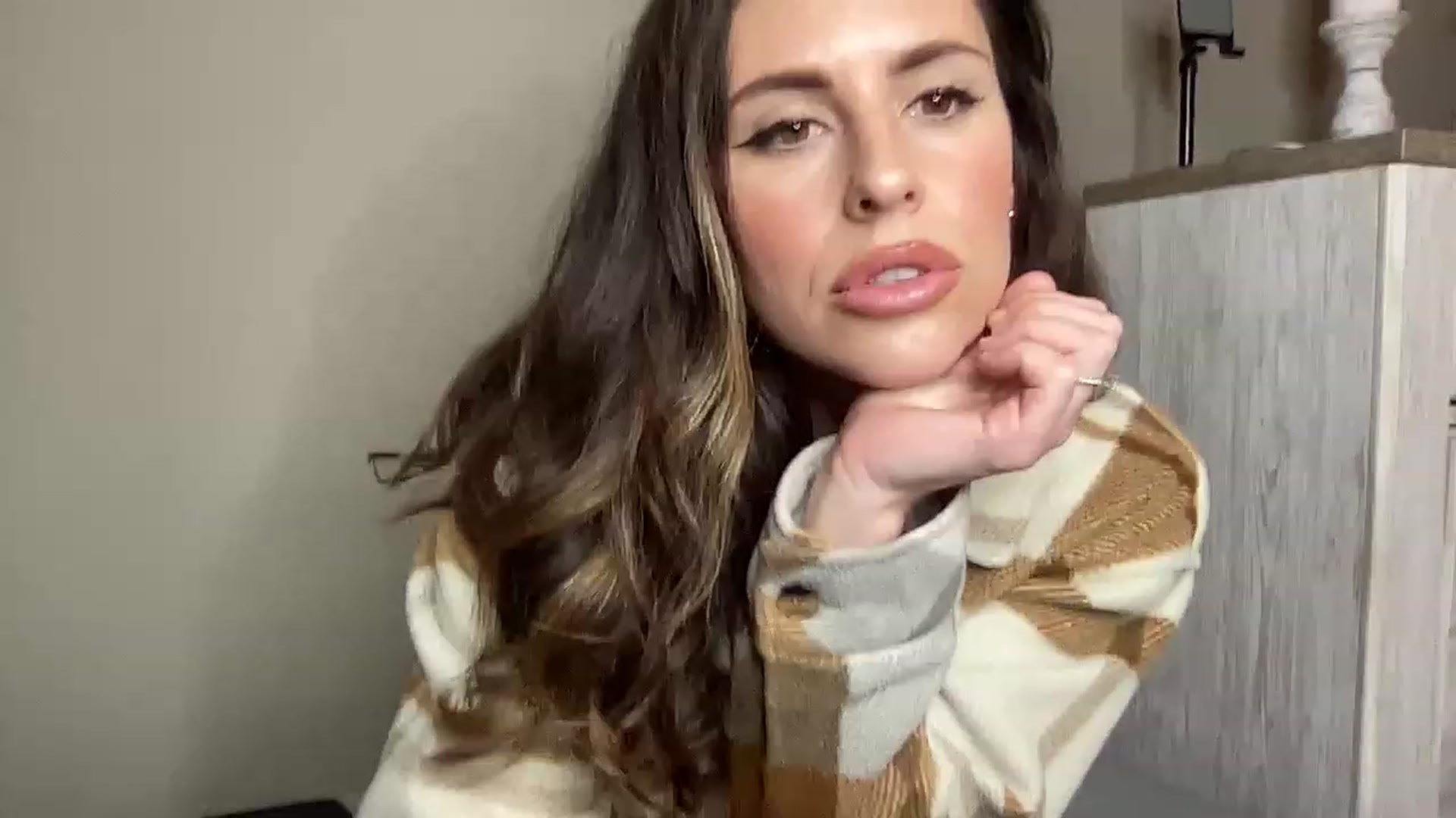 Gallery image thumbnail from MilfParadise's myfreecams stream on, 03/16/2023, 19:29 image 8 of 20