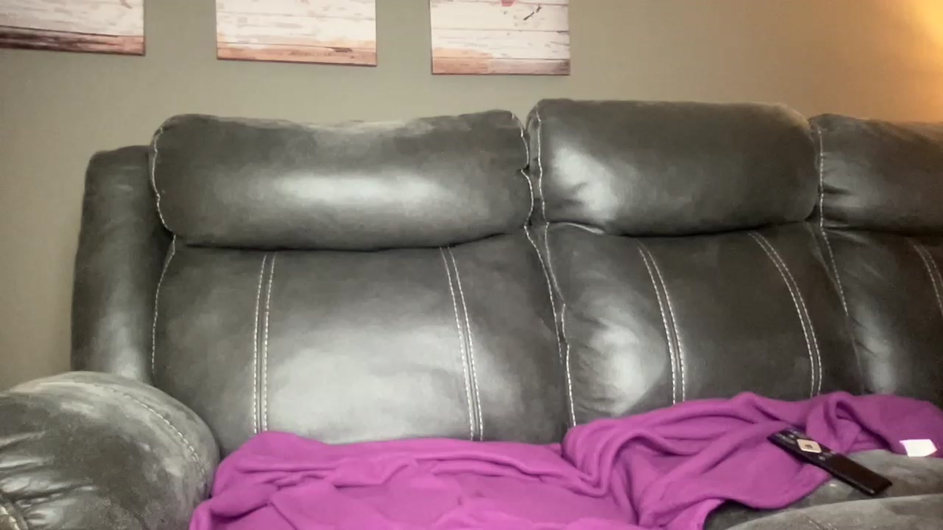 Gallery image thumbnail from MilfParadise's myfreecams stream on, 03/31/2023, 03:28 image 18 of 20