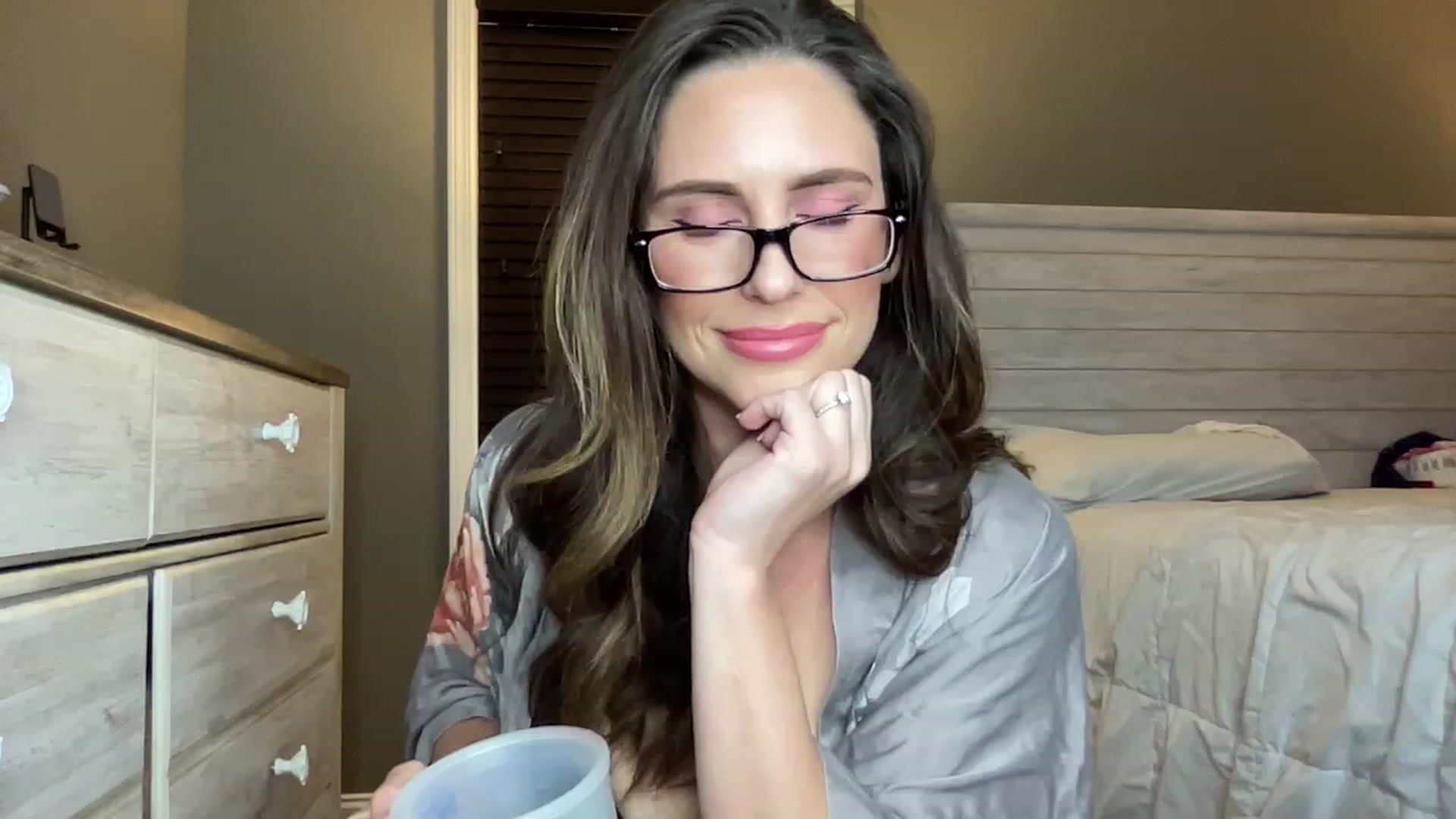 Gallery image thumbnail from MilfParadise's myfreecams stream on, 04/02/2023, 03:29 image 13 of 20