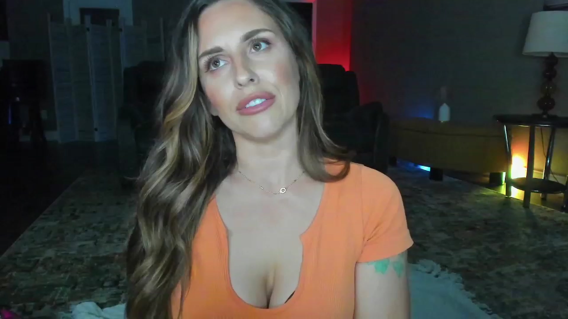 Gallery image thumbnail from MilfParadise's myfreecams stream on, 06/28/2023, 03:55 image 16 of 20