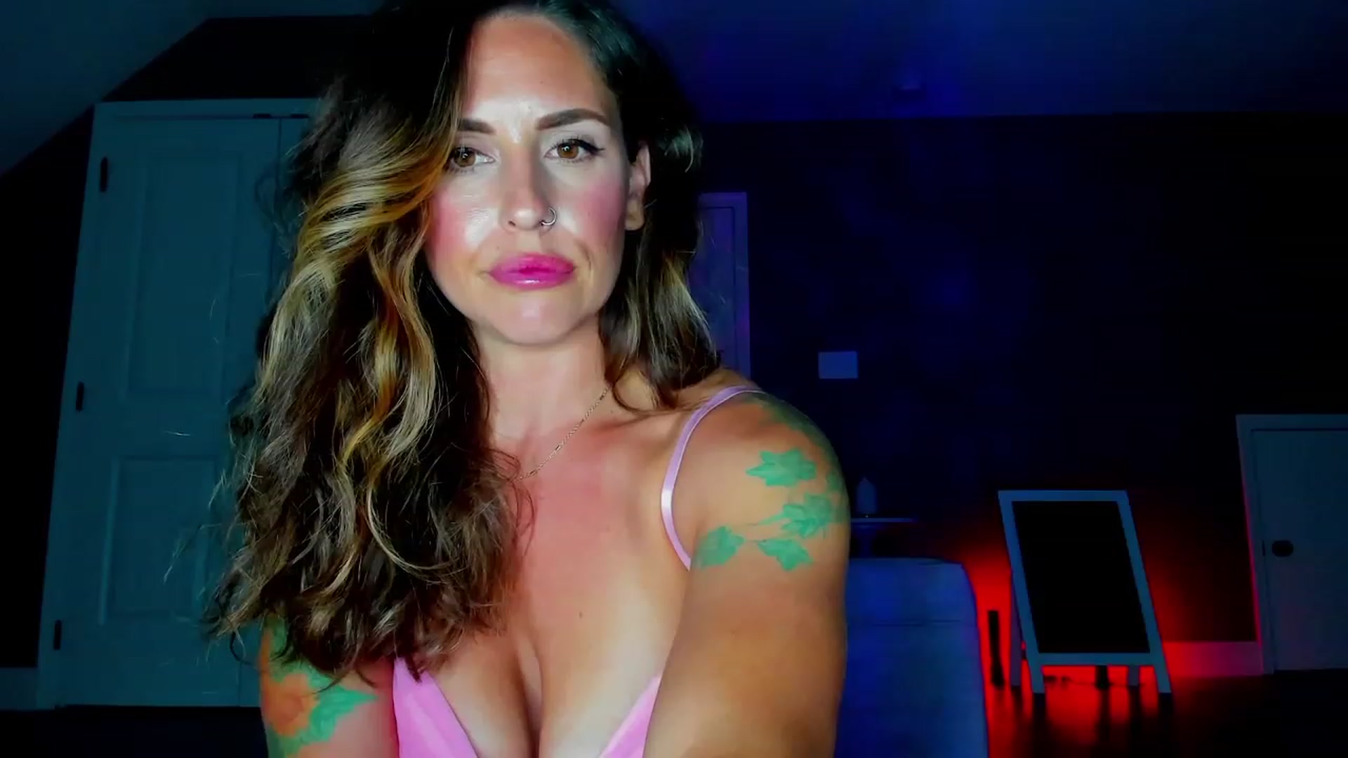 Gallery image thumbnail from MilfParadise's myfreecams stream on, 08/13/2023, 05:06 image 3 of 20