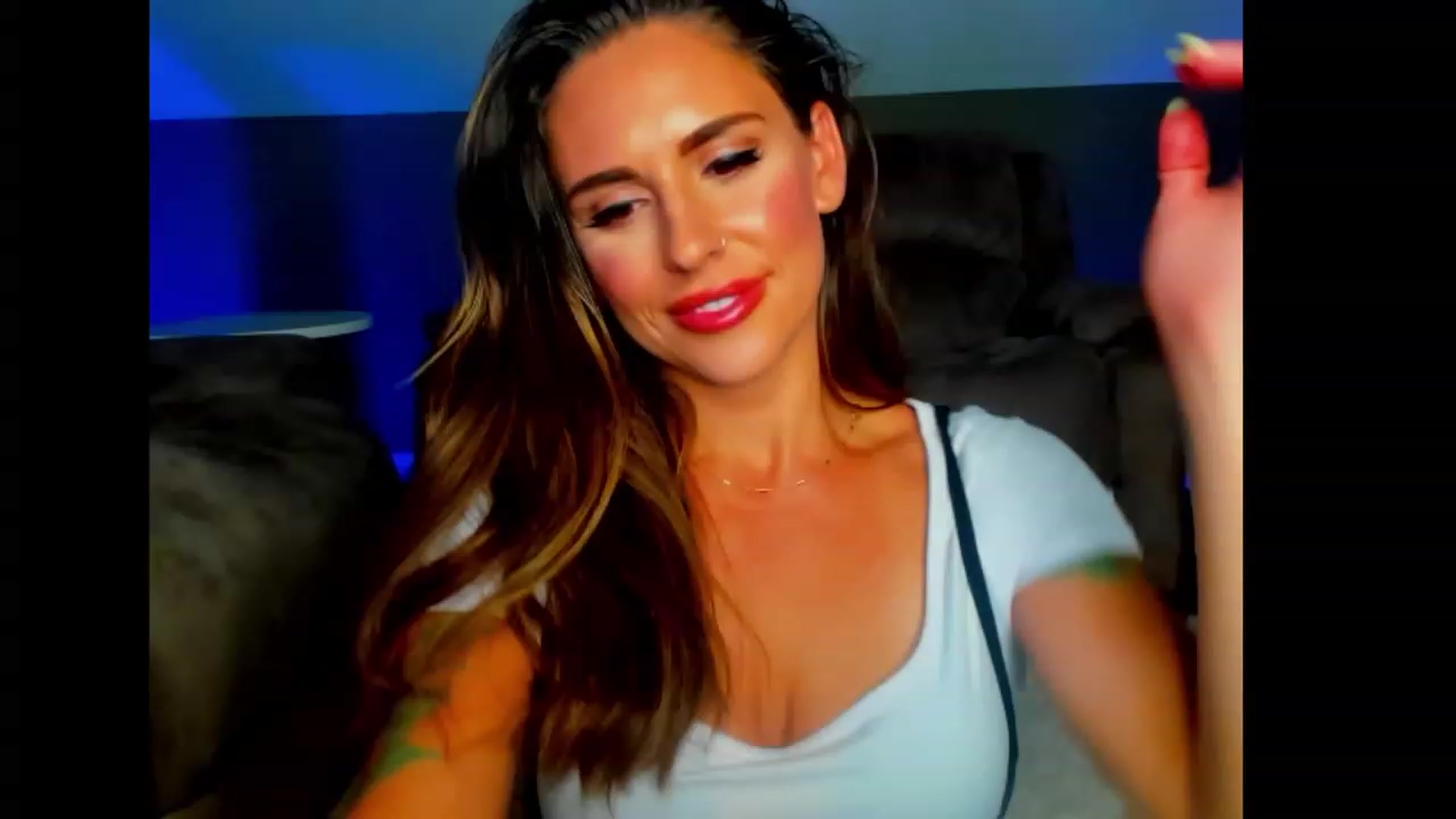 Gallery image thumbnail from MilfParadise's myfreecams stream on, 08/25/2023, 04:23 image 7 of 20