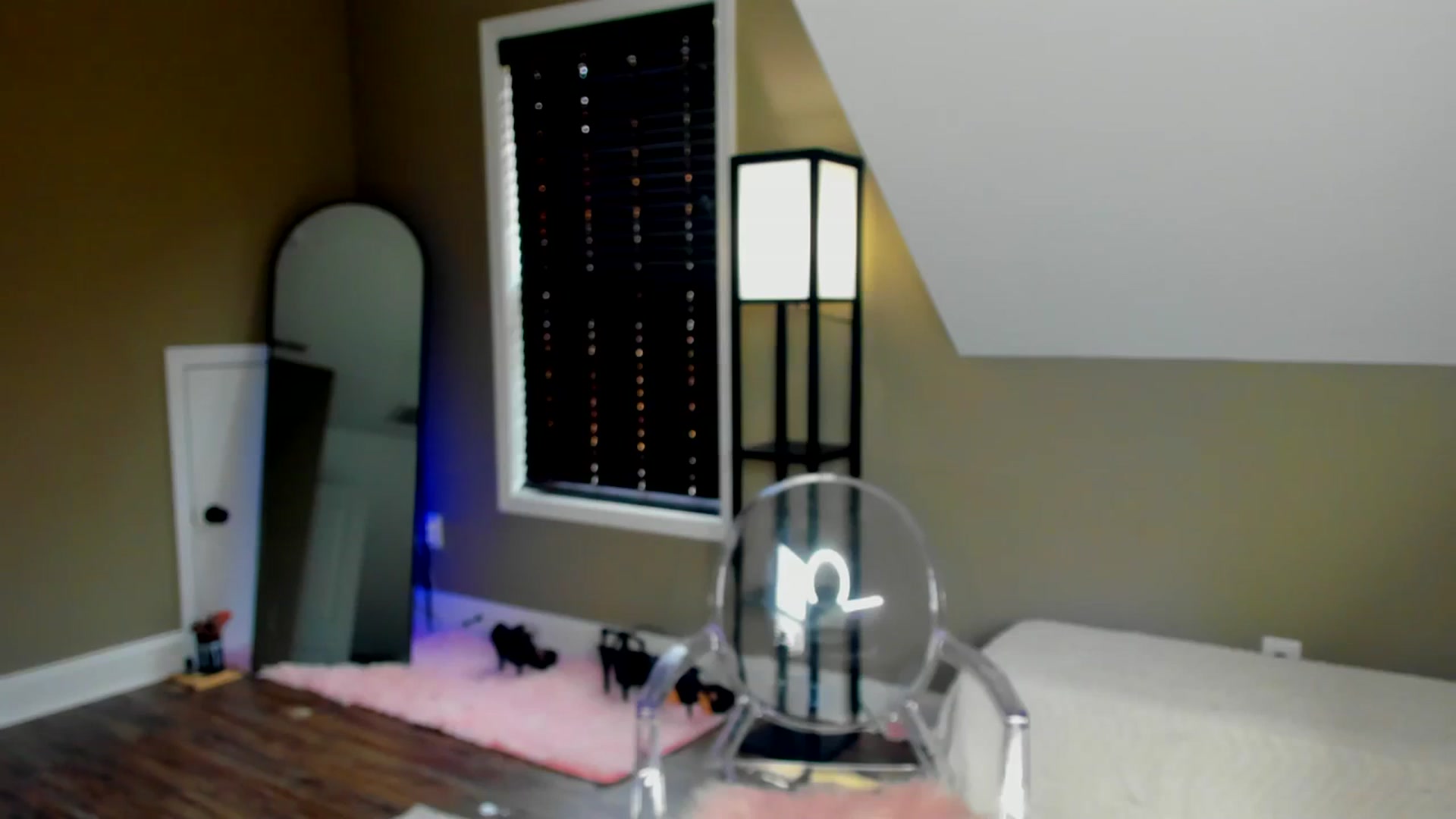 Gallery image thumbnail from MilfParadise's myfreecams stream on, 10/19/2023, 16:02 image 8 of 20
