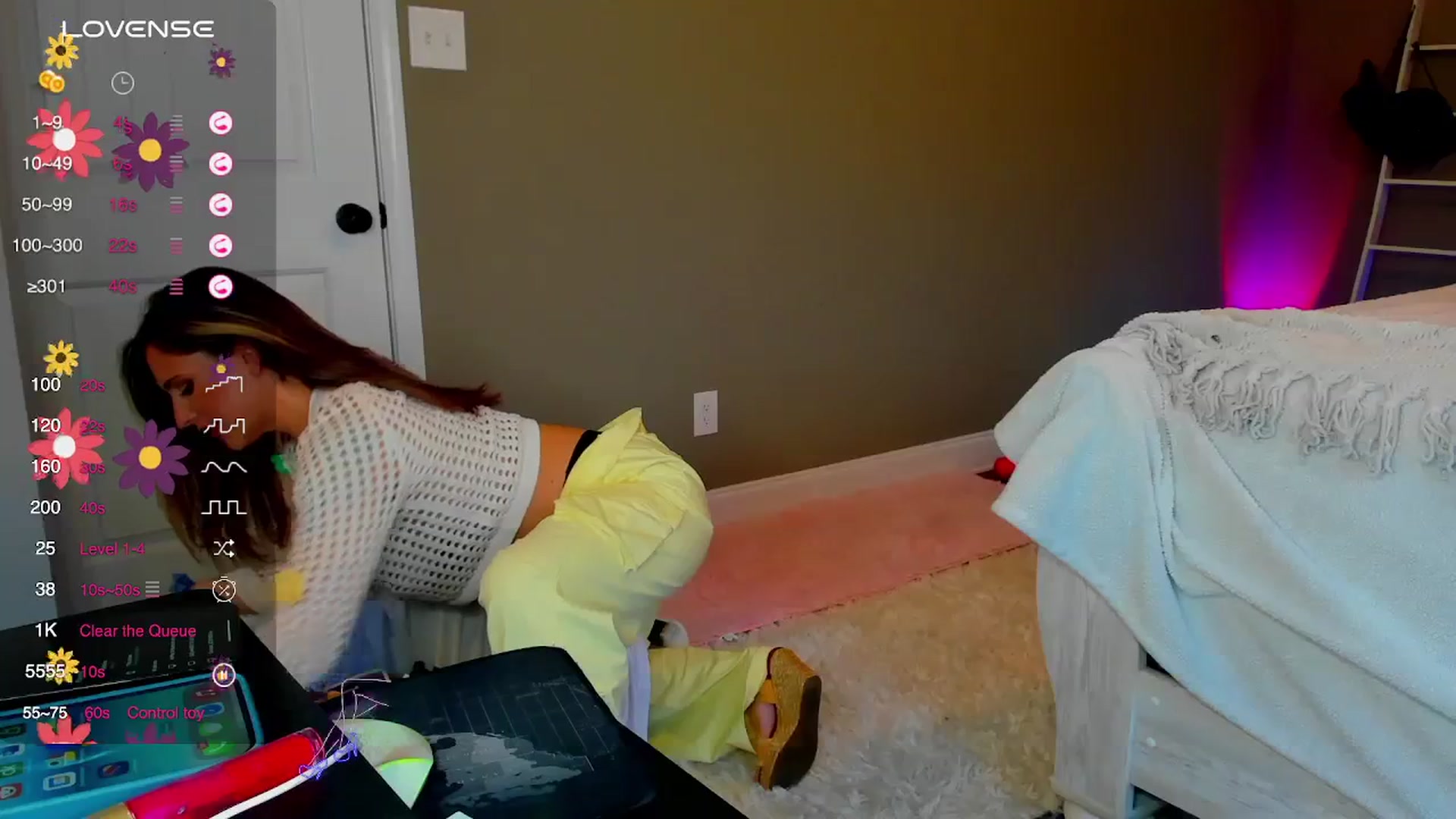 Gallery image thumbnail from MilfParadise's myfreecams stream on, 02/19/2024, 19:40 image 9 of 20