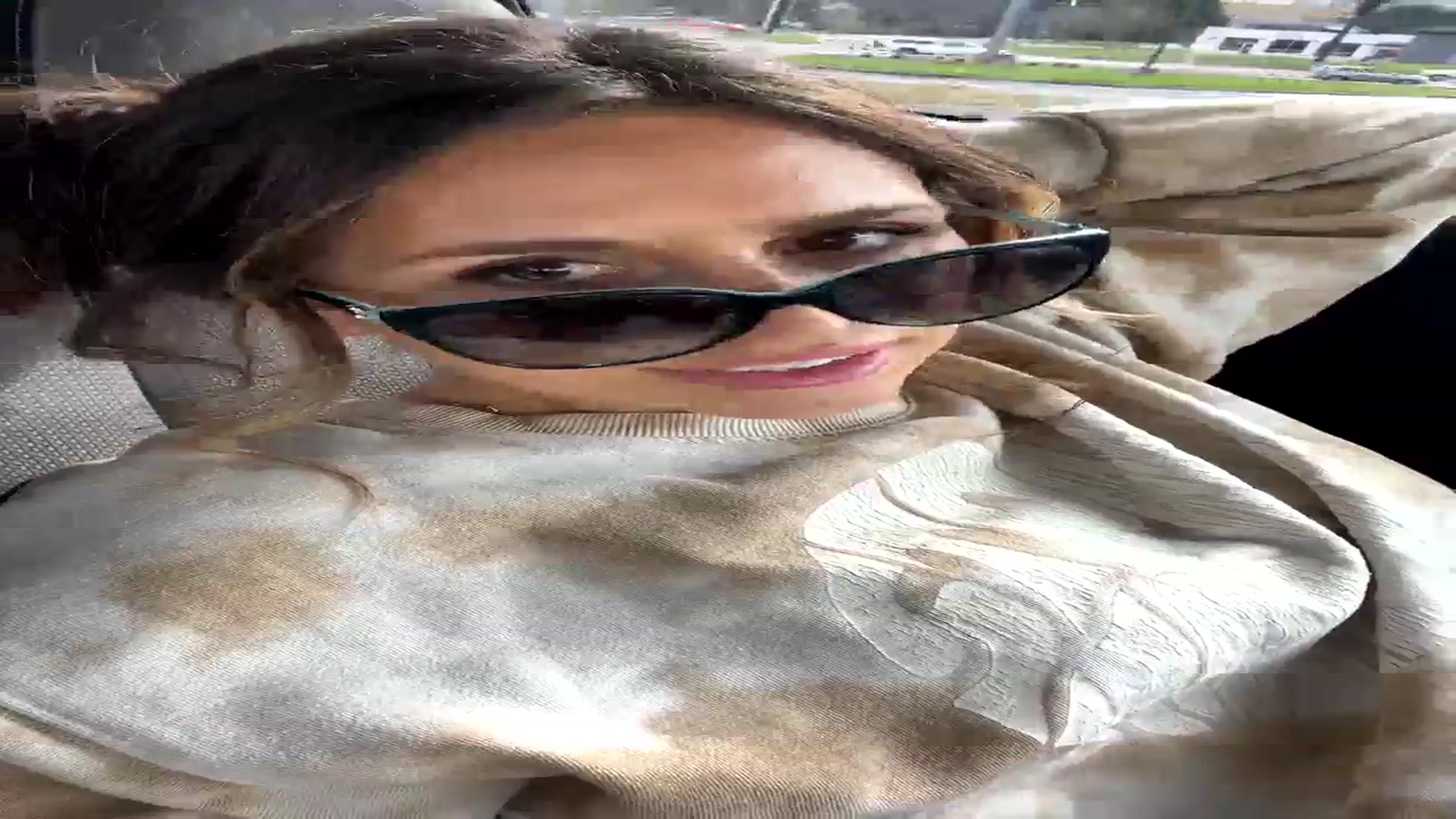 Gallery image thumbnail from MilfParadise's myfreecams stream on, 03/08/2024, 14:30 image 14 of 20