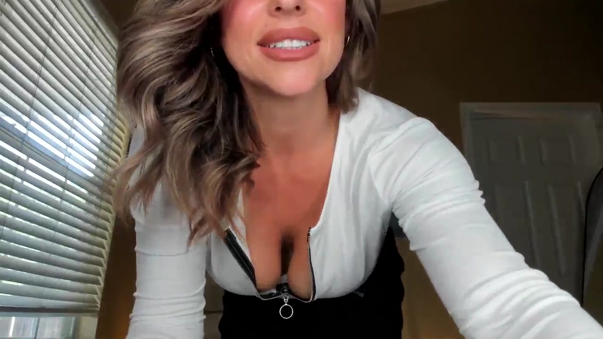 Gallery image thumbnail from MilfParadise's myfreecams stream on, 01/03/2026, 18:14 image 20 of 20