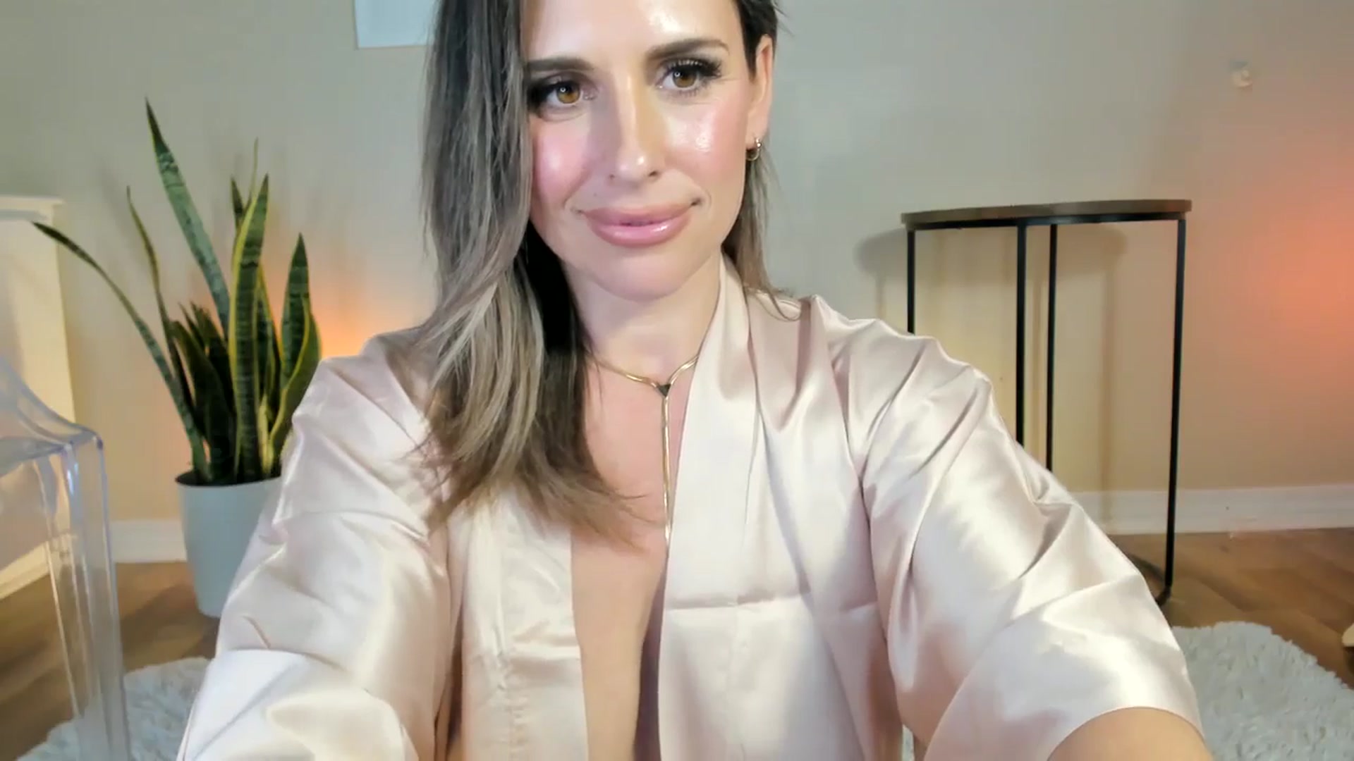 Gallery image thumbnail from MilfParadise's myfreecams stream on, 01/16/2026, 21:34 image 13 of 20